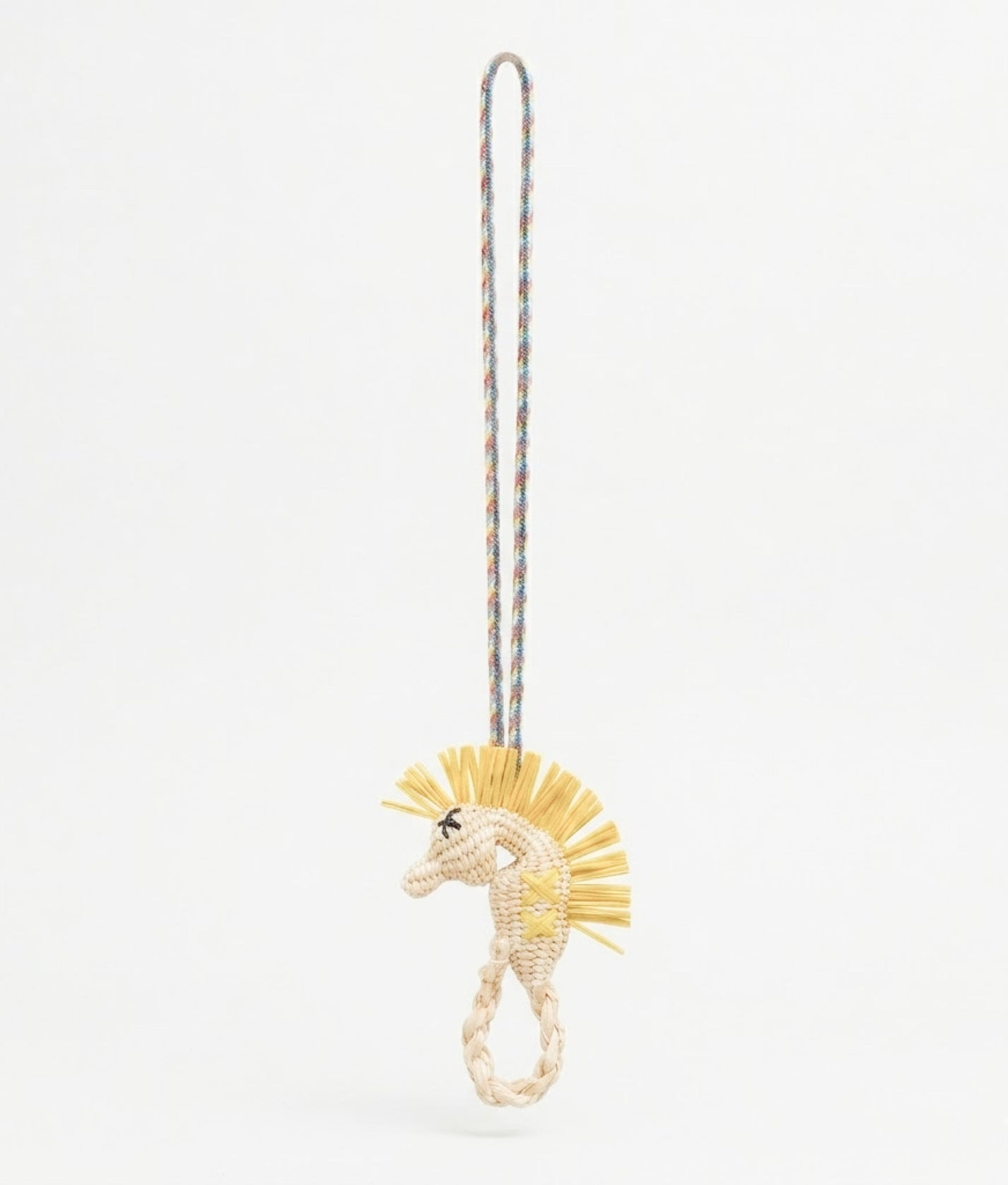 Seahorse Iraca Charm