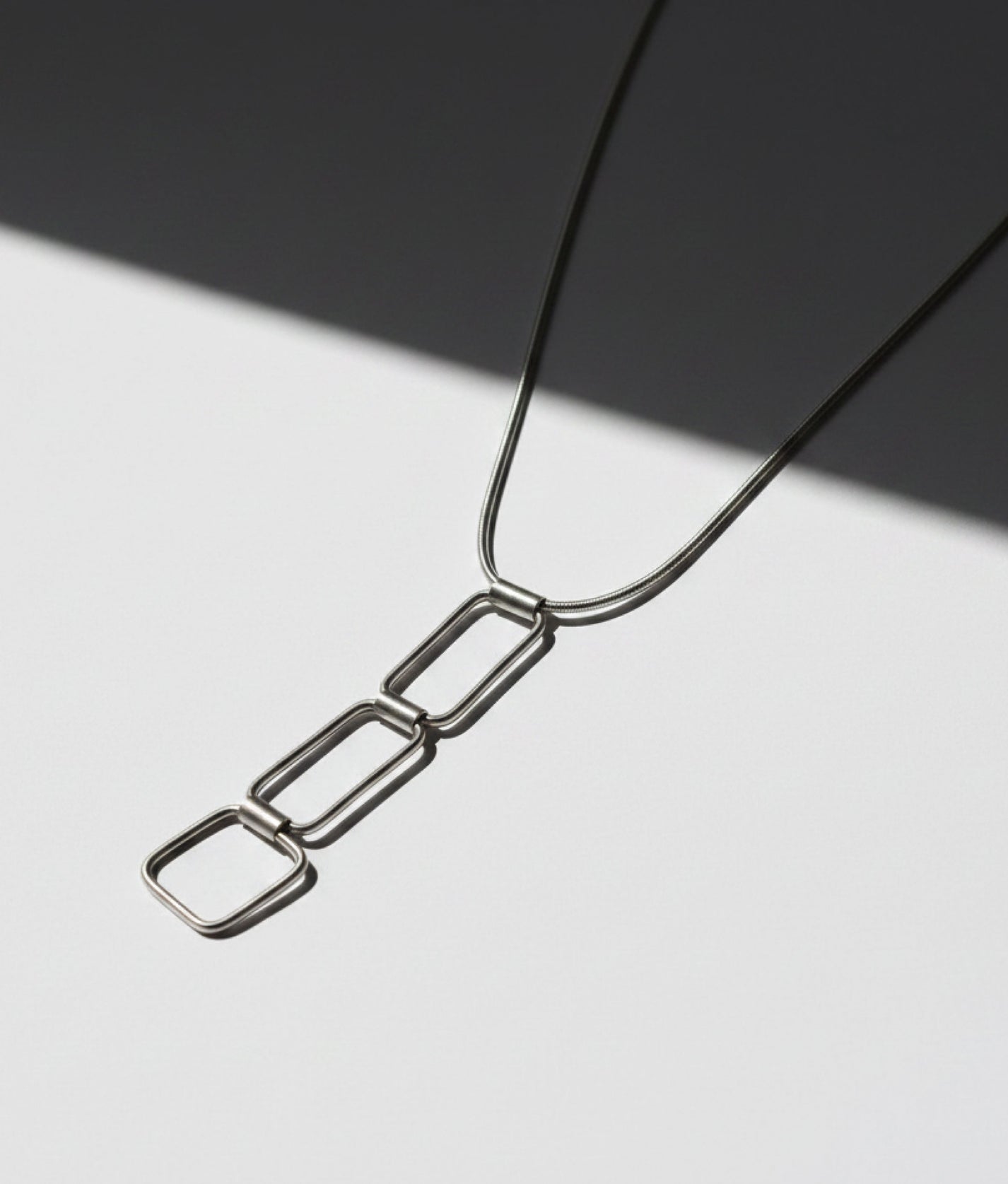 Kai Pendentif Necklace