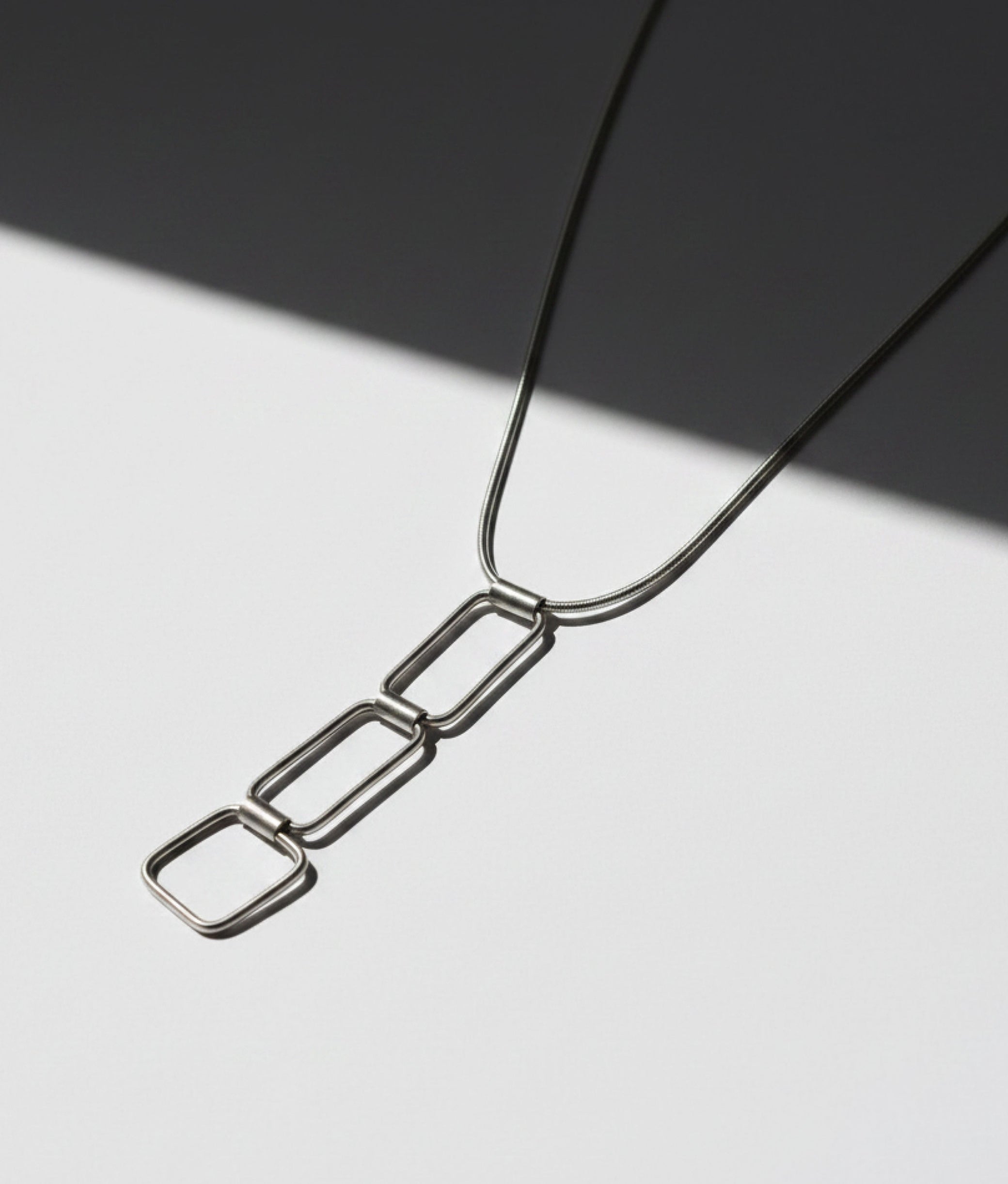 Kai Pendentif Necklace