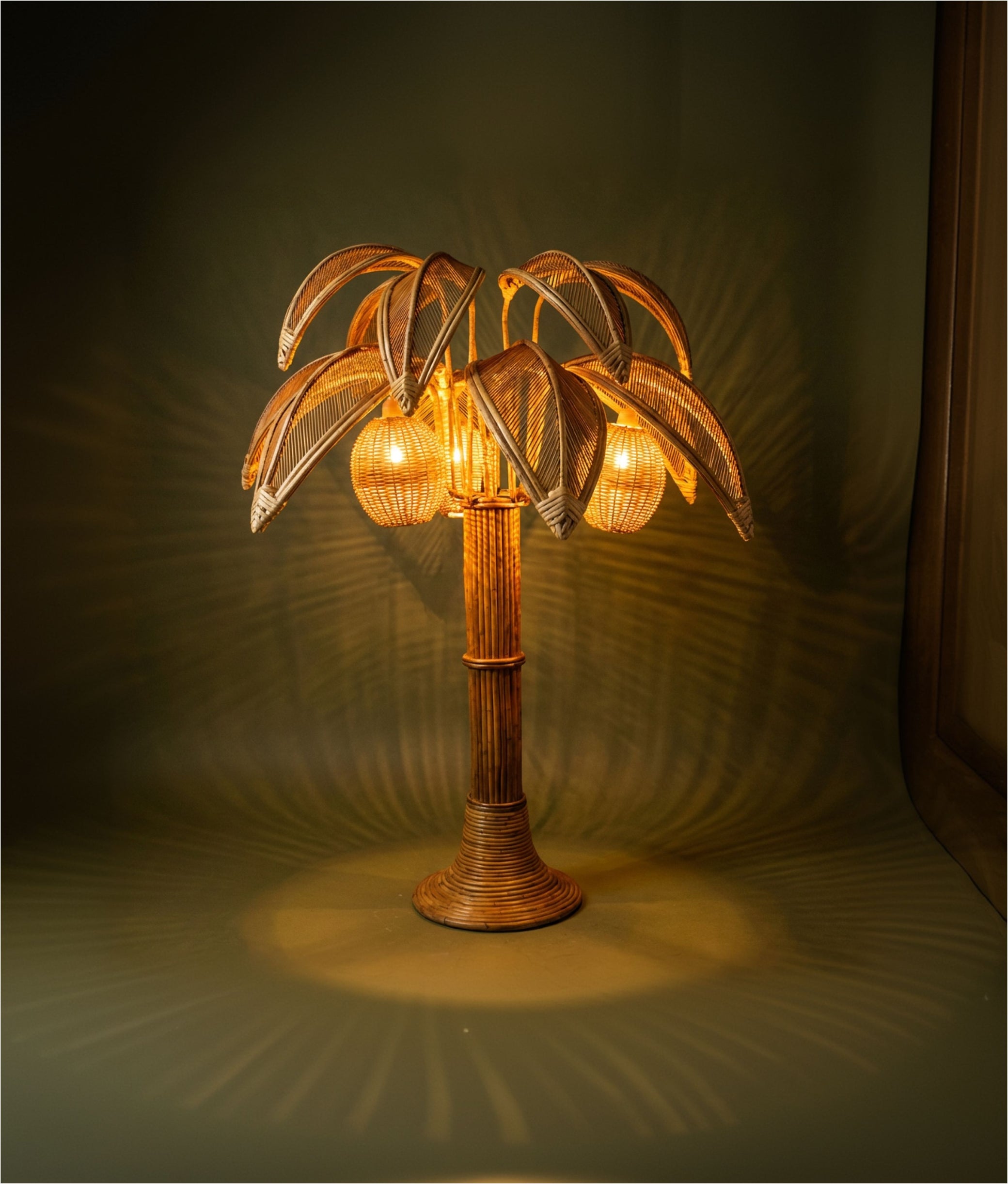 Lampe Cocotier Table Lamp