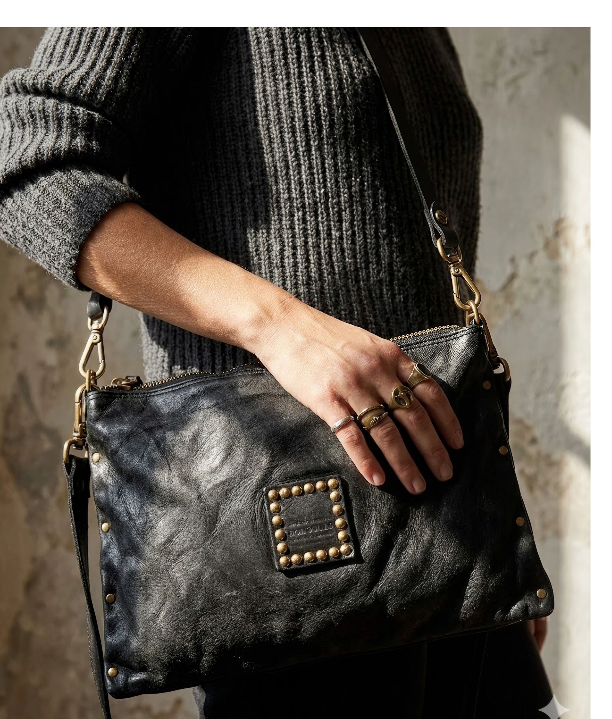Giulia Studs Shoulder Bag In Black