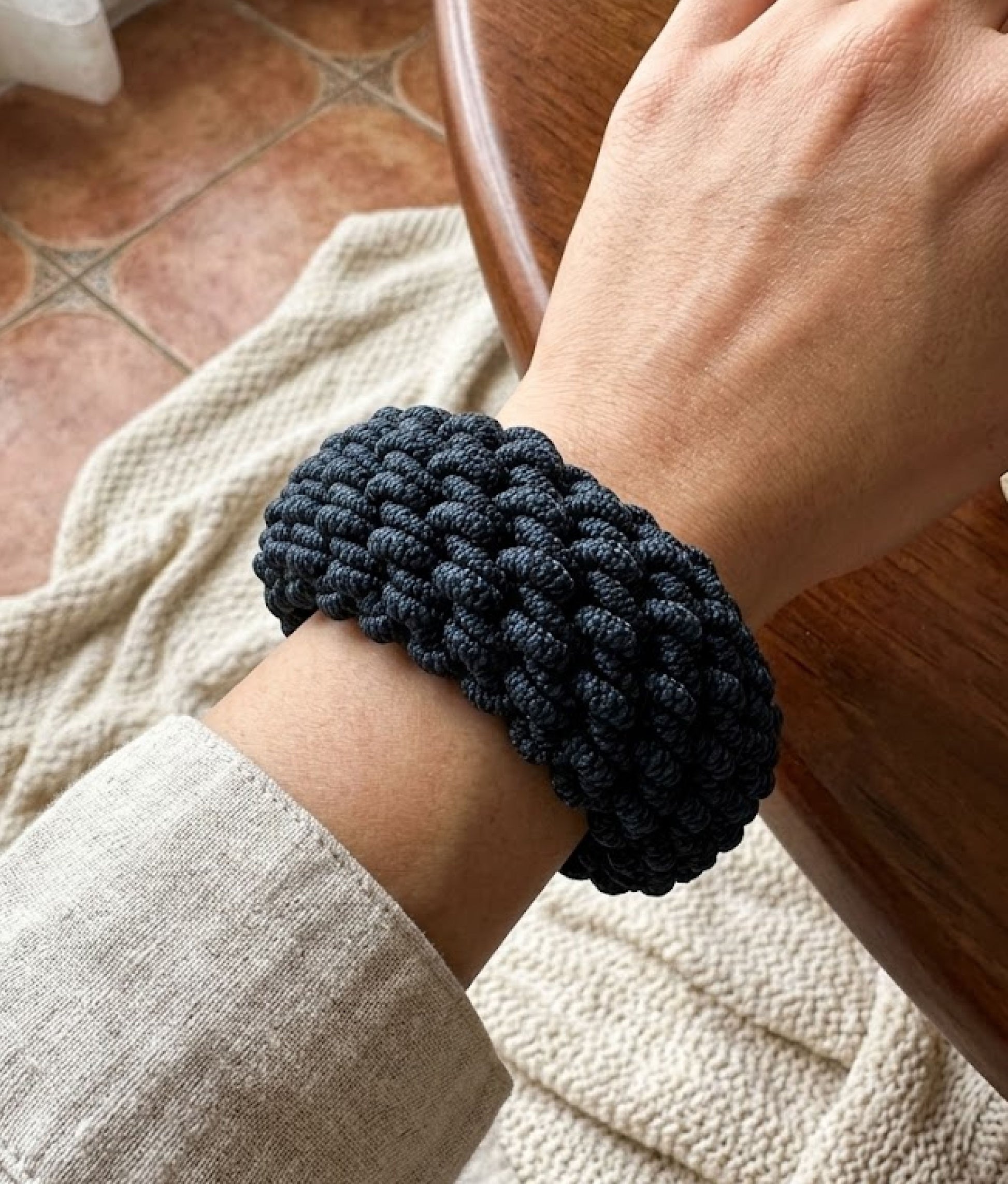ANNA Blu Bracelet