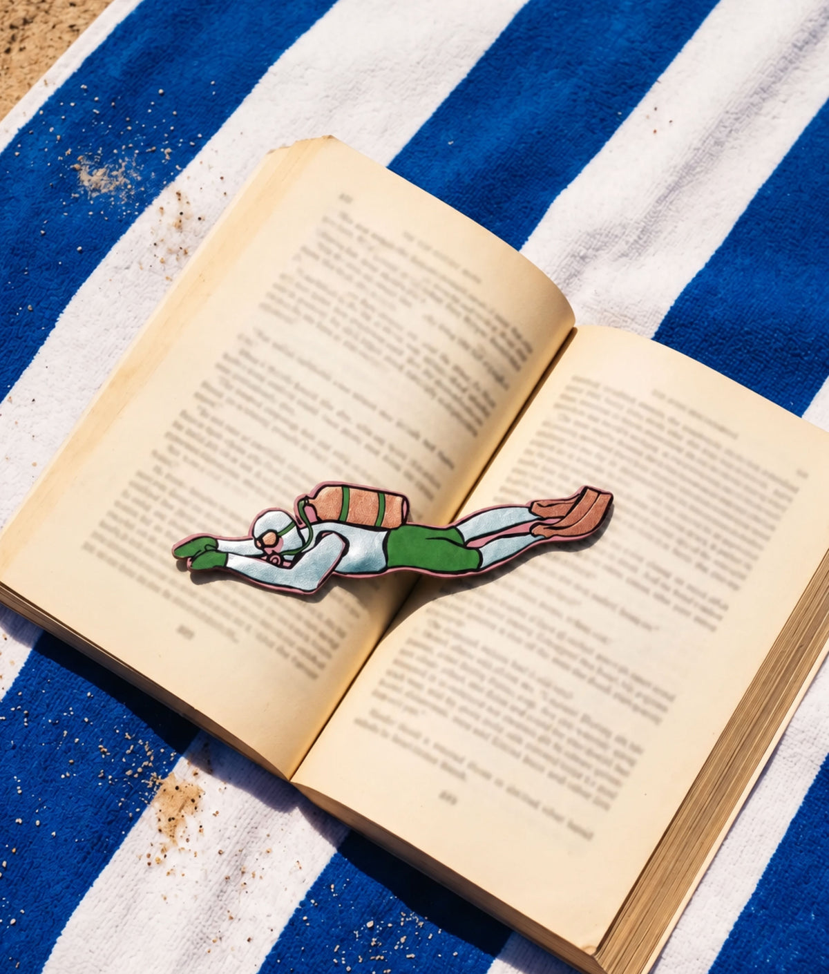 SCUBA DIVER Lilac Bookmark