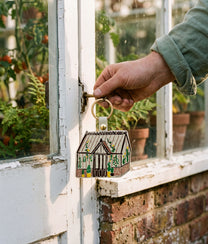 GREENHOUSE Cream Key Fob
