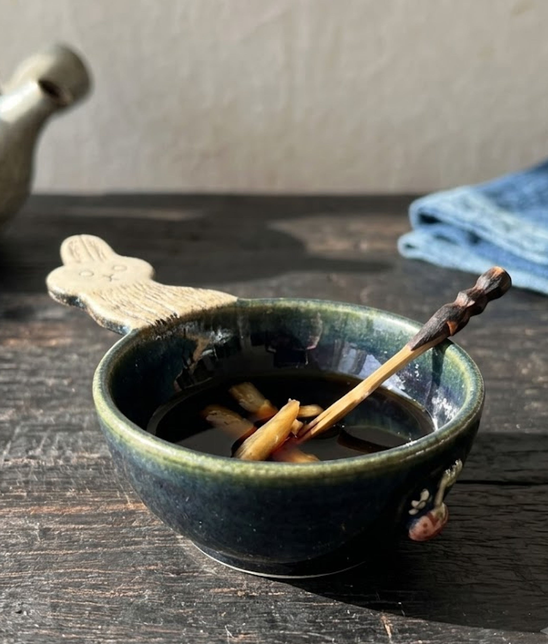 Blue Strawberry Sauce Bowl/Spoon
