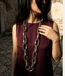 BOND METAL Bronze Necklace