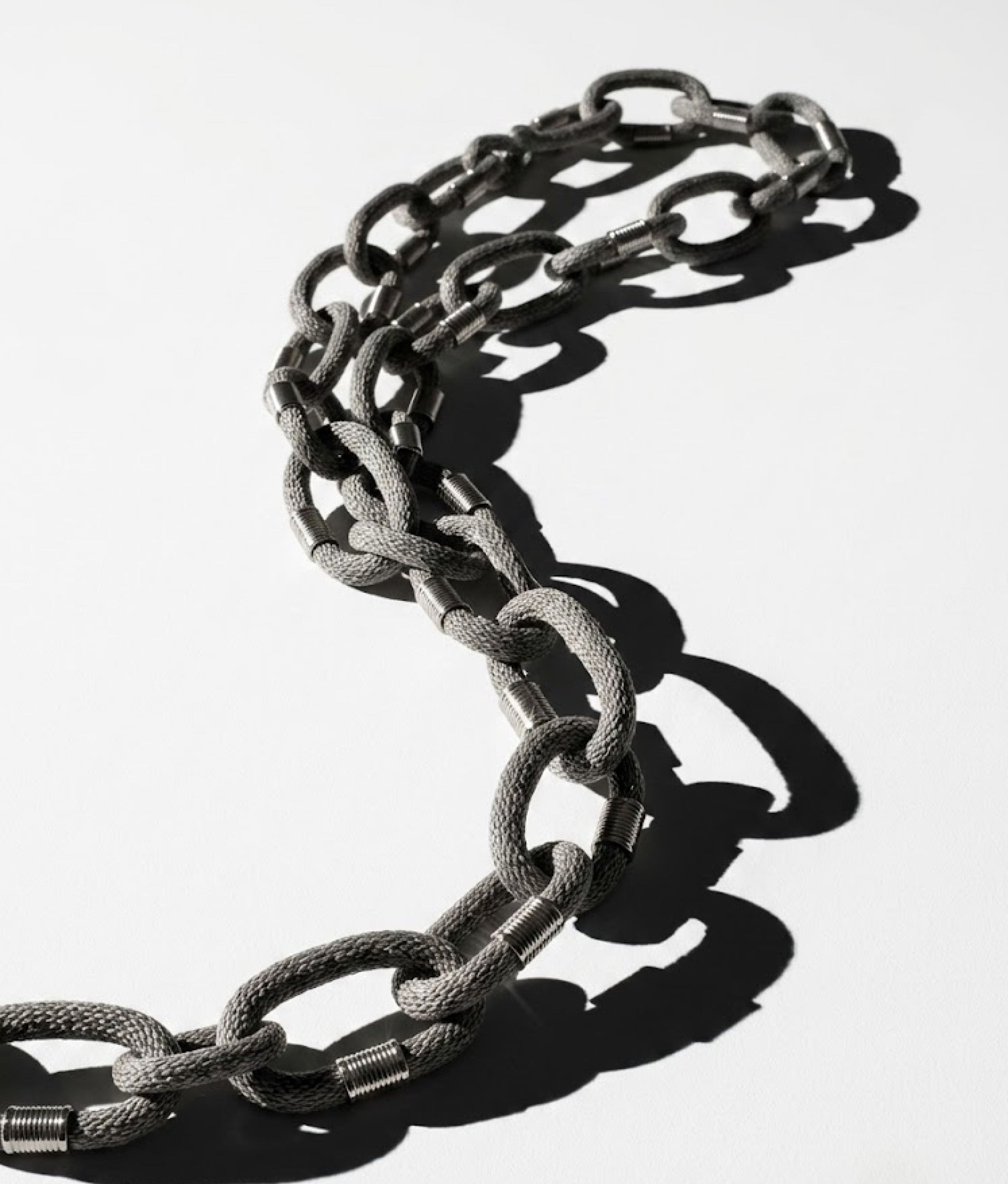 BOND METAL Silver Necklace