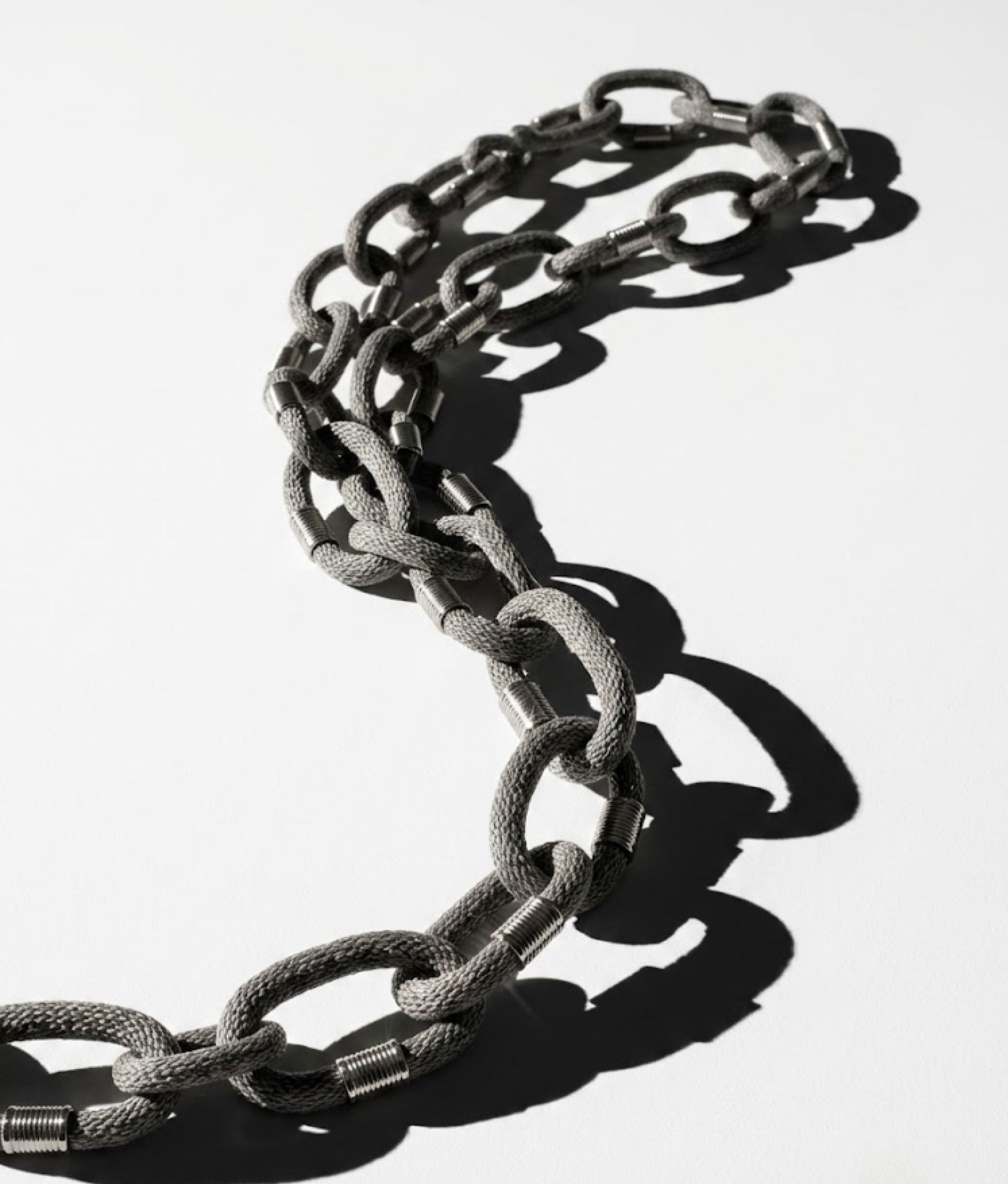 BOND METAL Silver Necklace