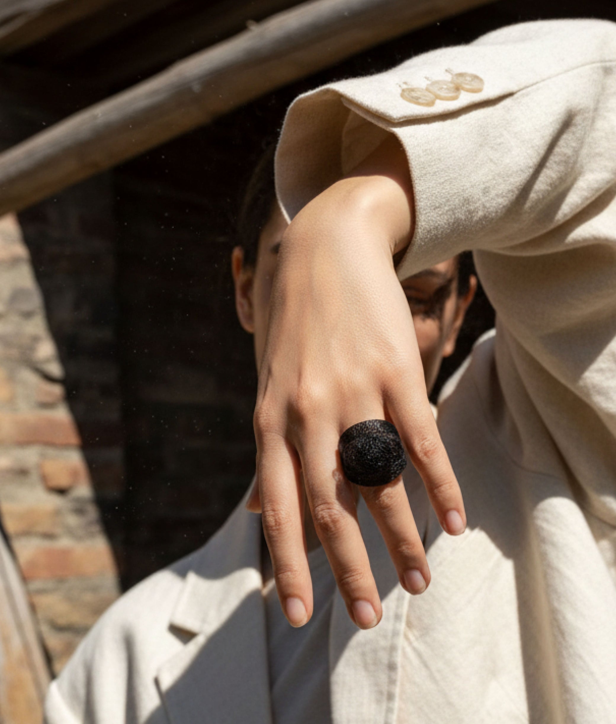 CABOCHON Black Black Ring
