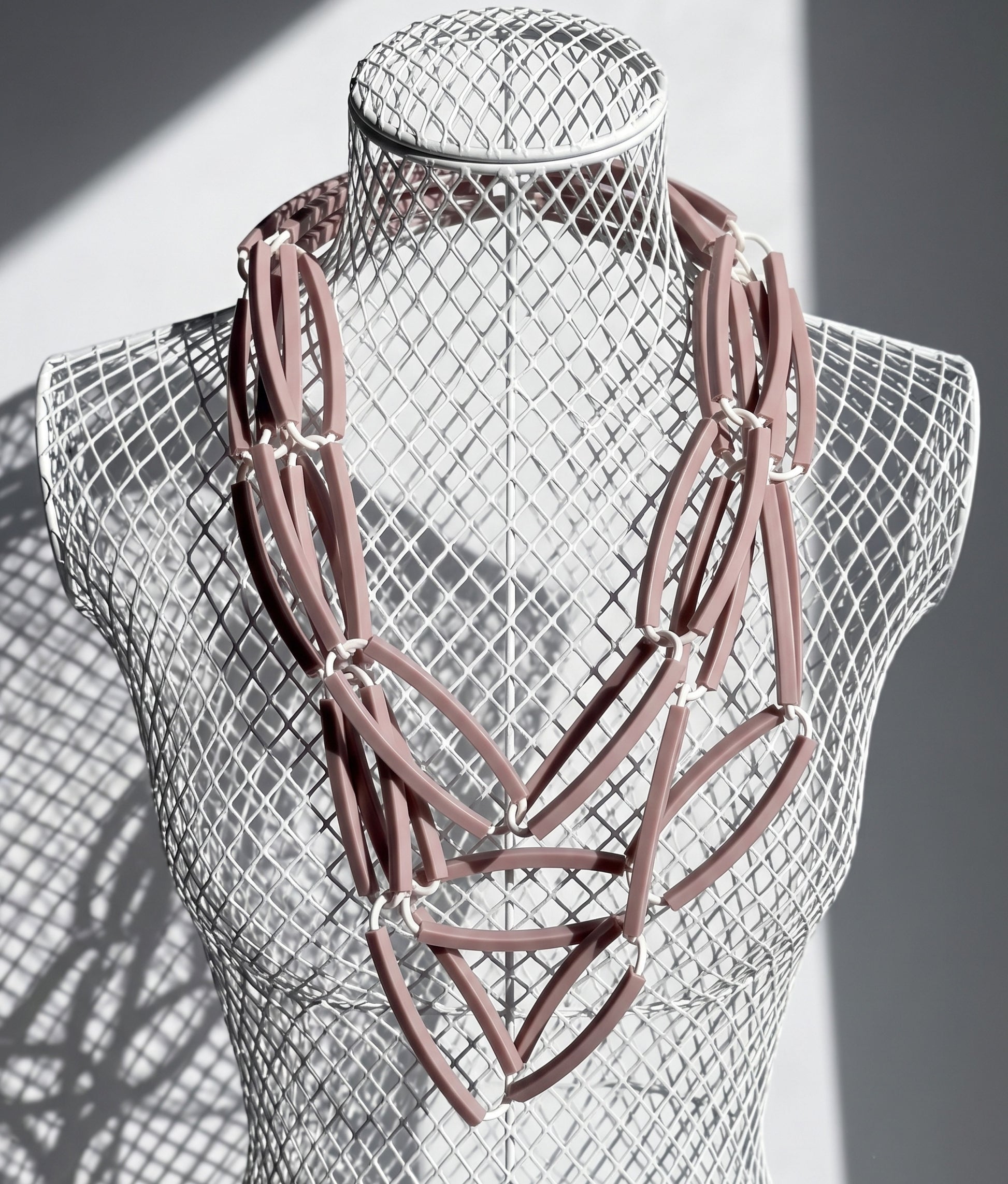 CATE SLIM Champagne Pastel Necklace