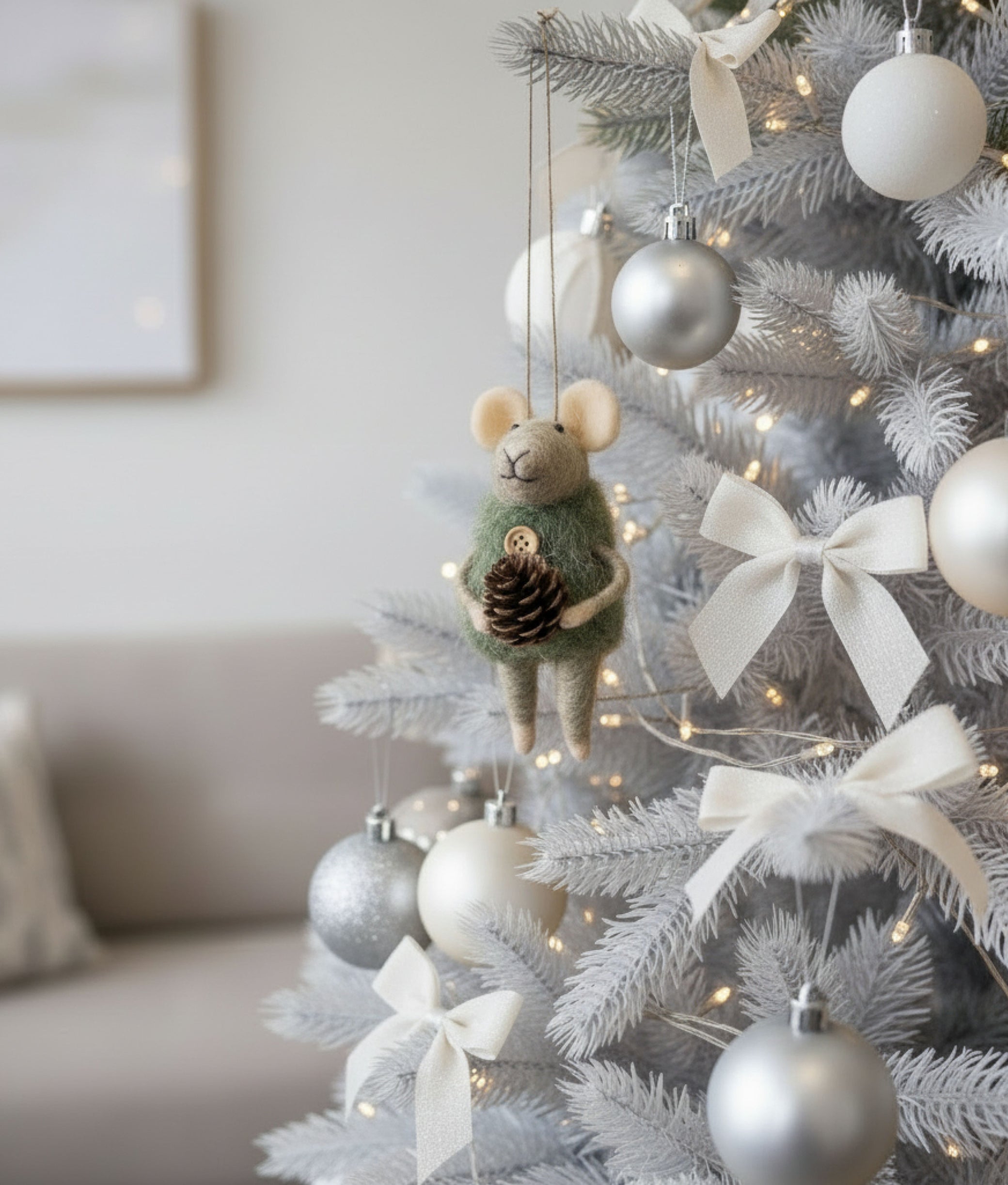 Xmas Mice Beige Green Acorn