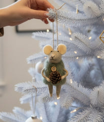 Xmas Mice Beige Green Acorn