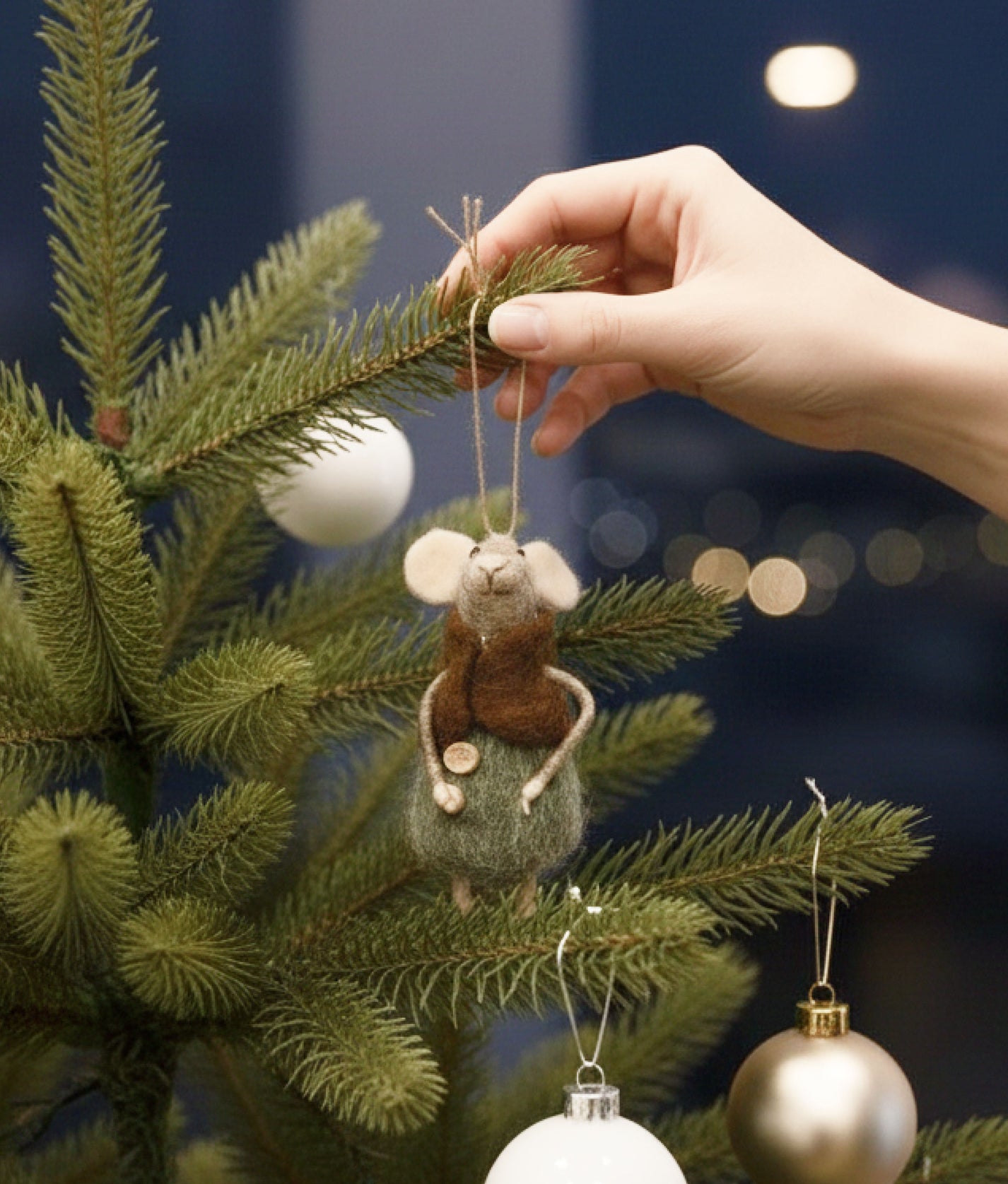 Xmas Mice Beige Green Buttons