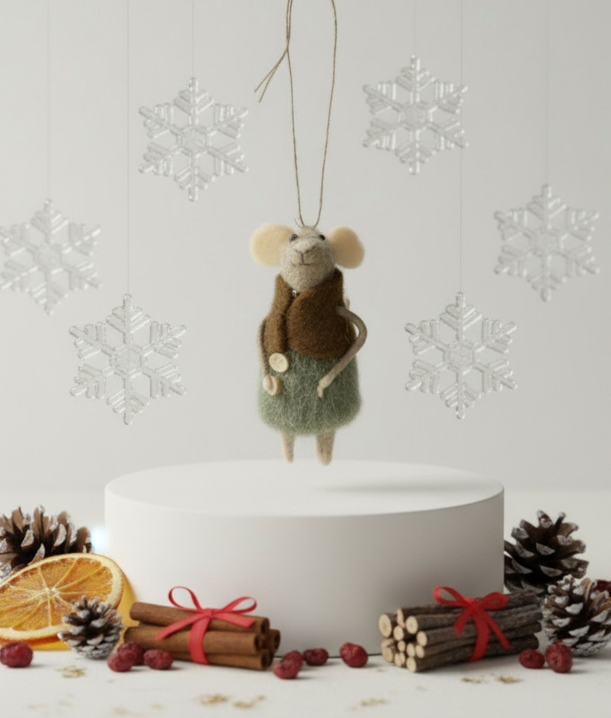 Xmas Mice Beige Green Buttons