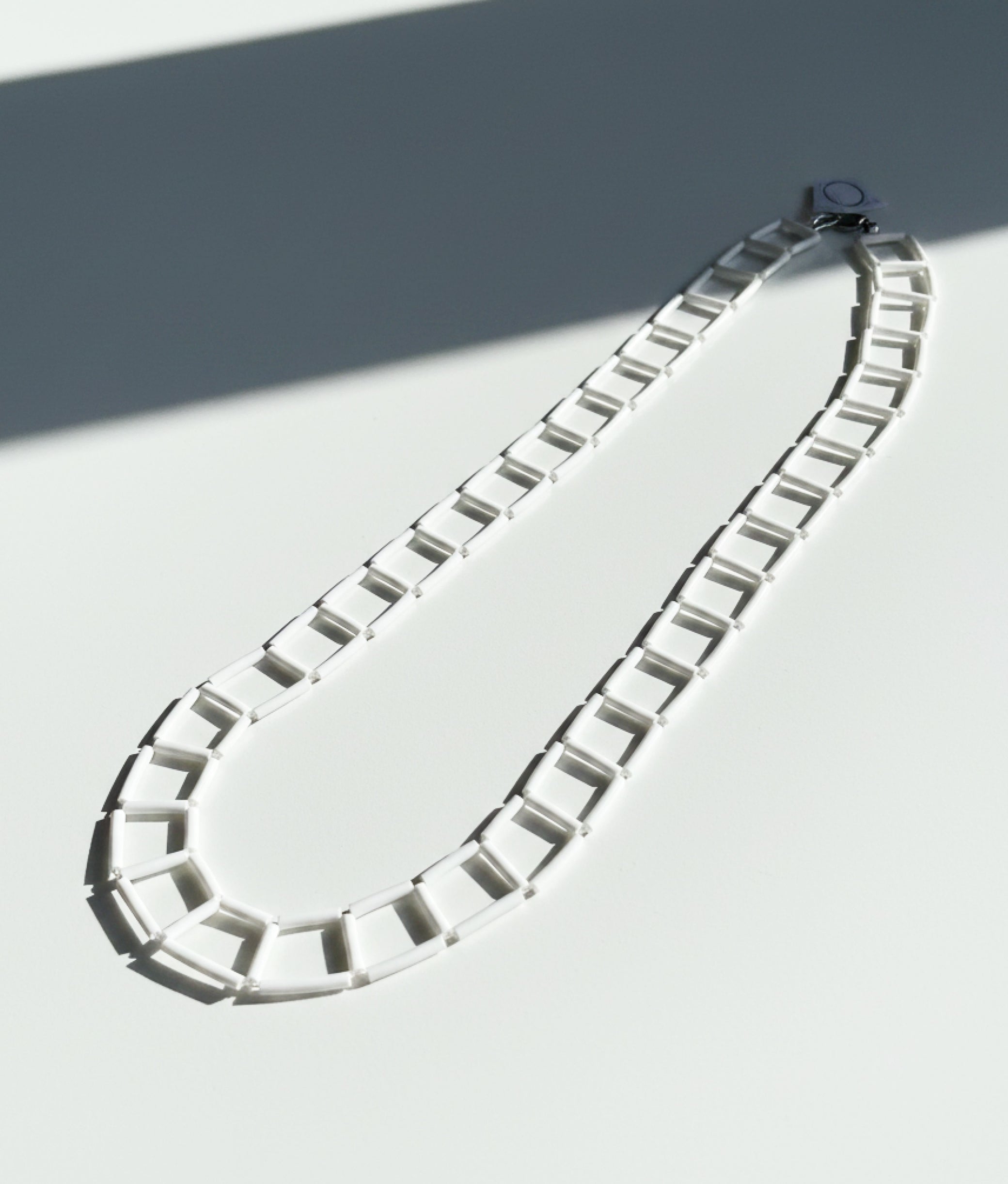 CLIP White Necklace