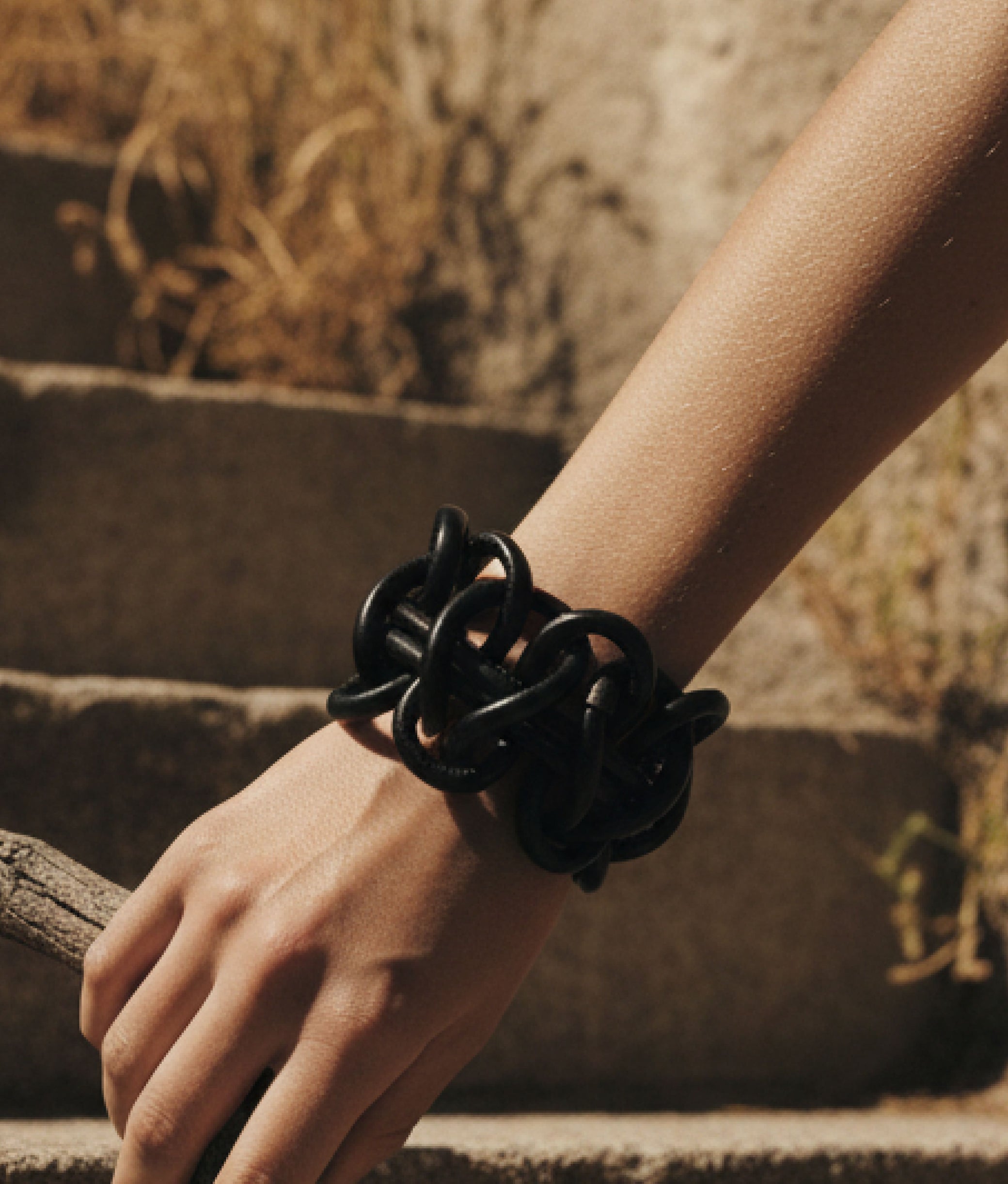 COBRA PELLE Black Bracelet