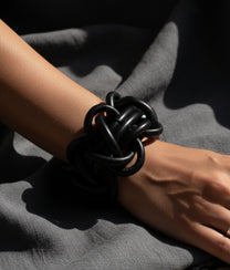 COBRA PELLE Black Bracelet