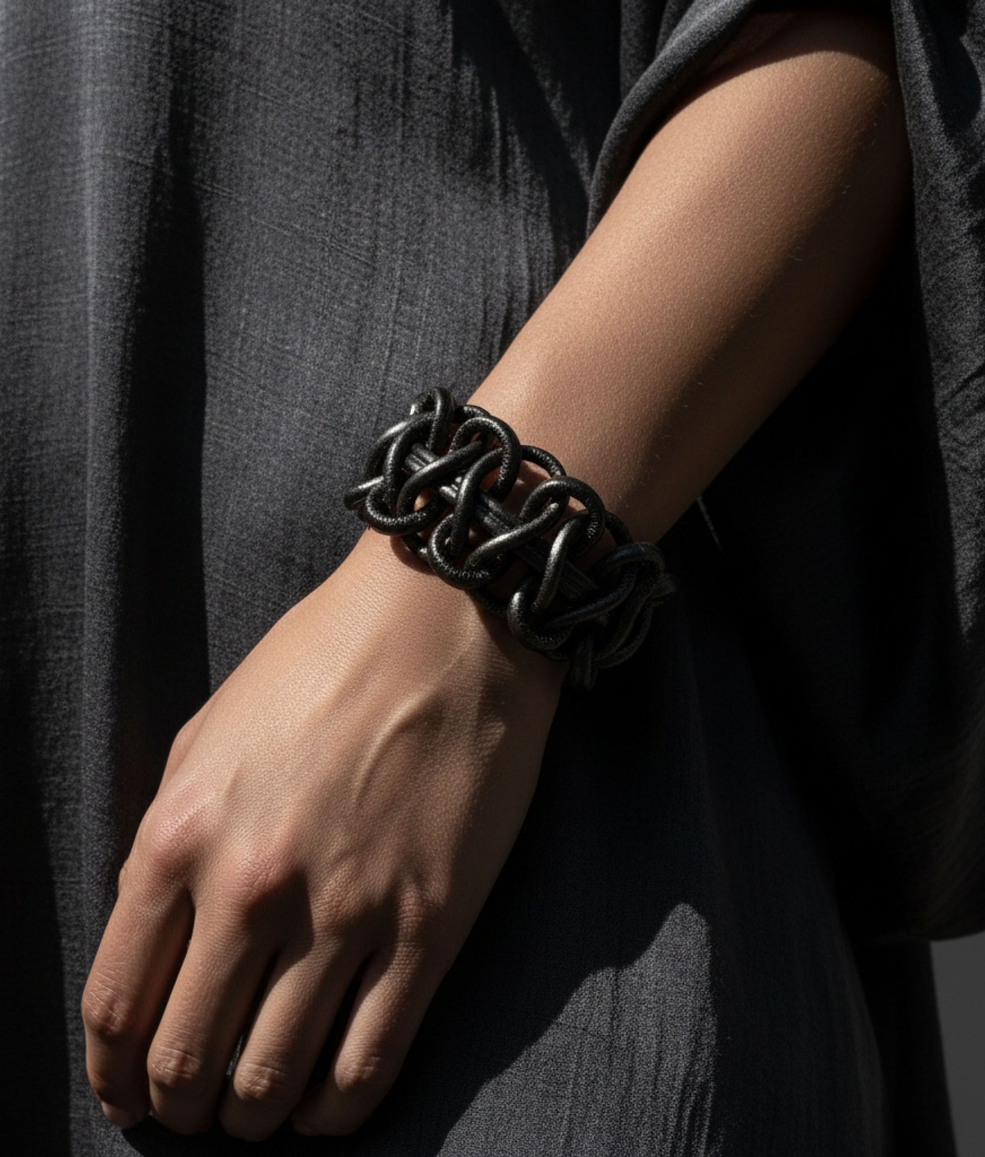 COBRA PELLE Titanium Bracelet