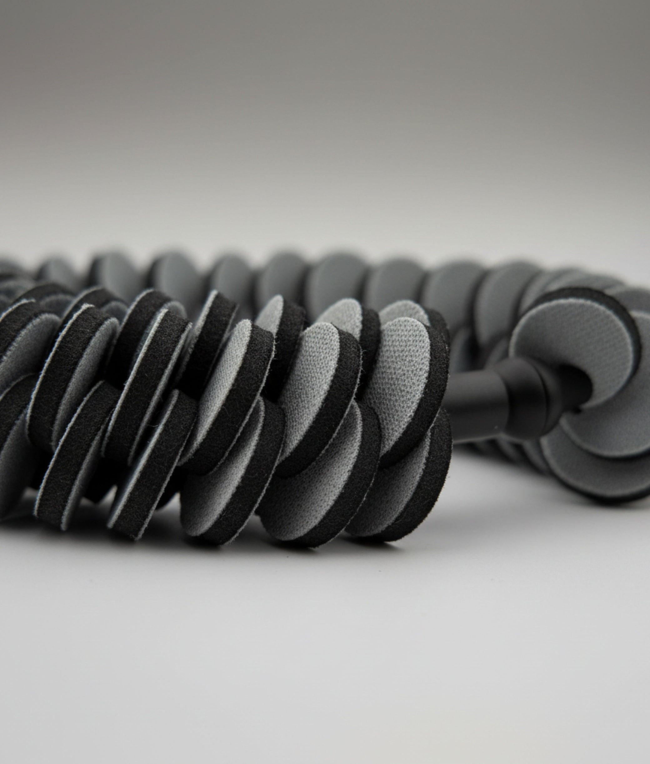 COCO MINI Light Grey Black Necklace