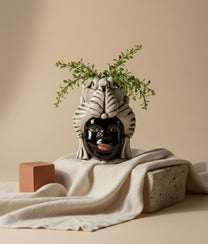 Brown Vase Moro Lady Small