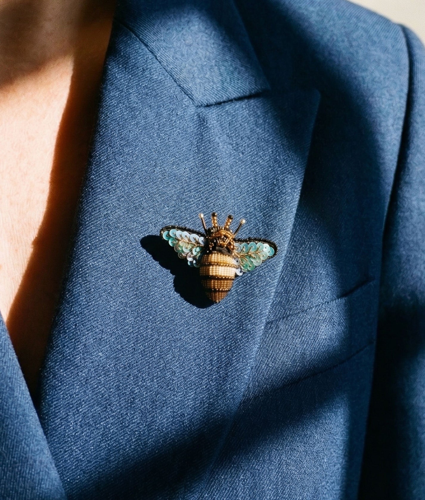 Dazzling Bee Brooch