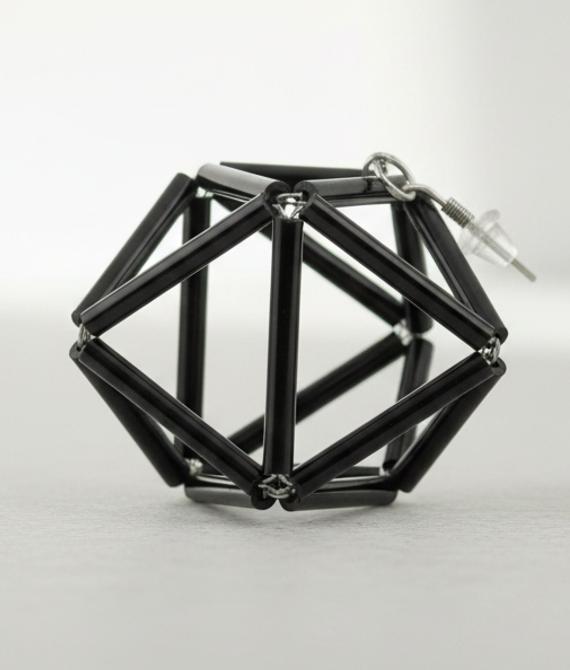 DIAMONDS GLASS Black Earrings