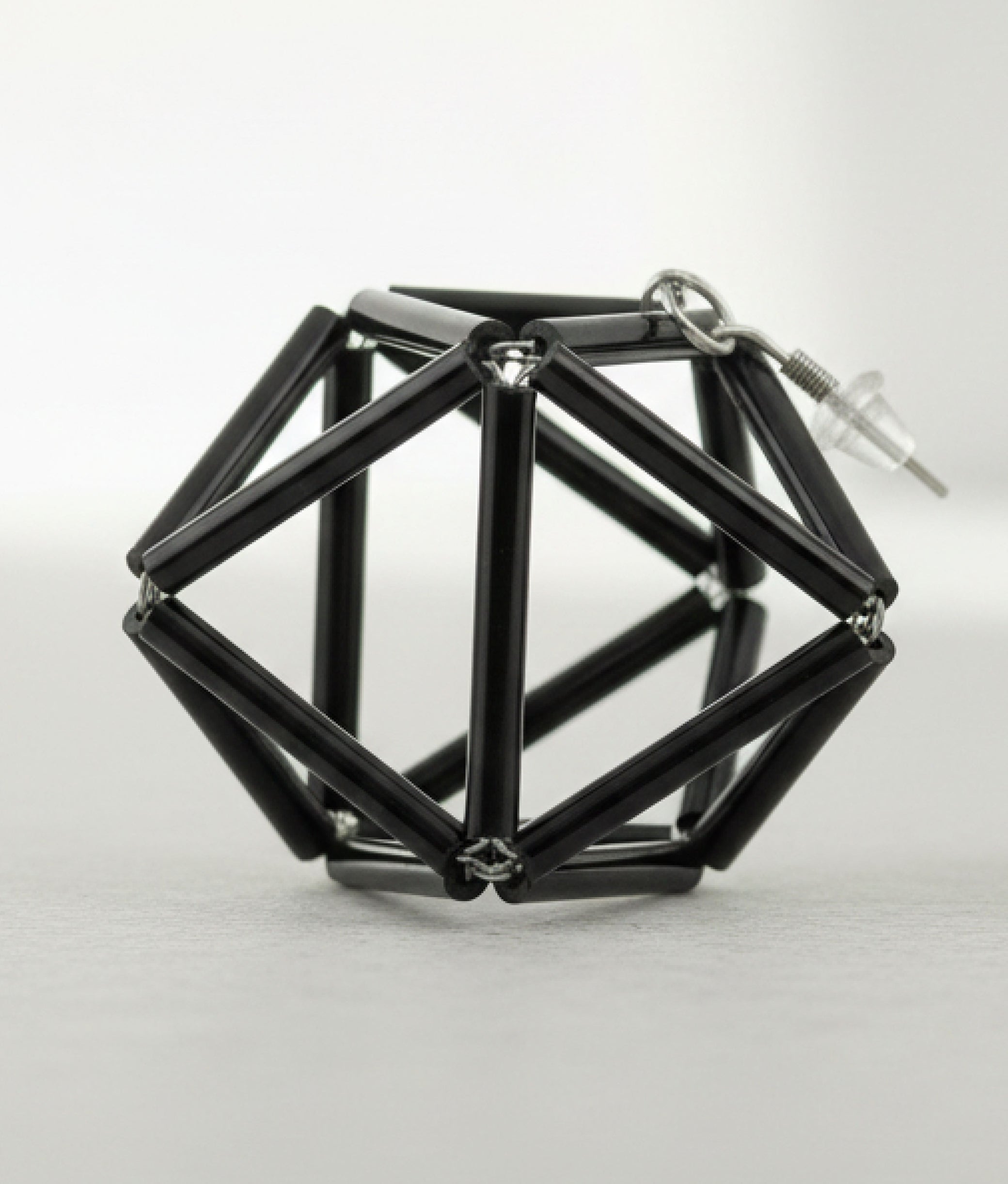 DIAMONDS GLASS Black Earrings