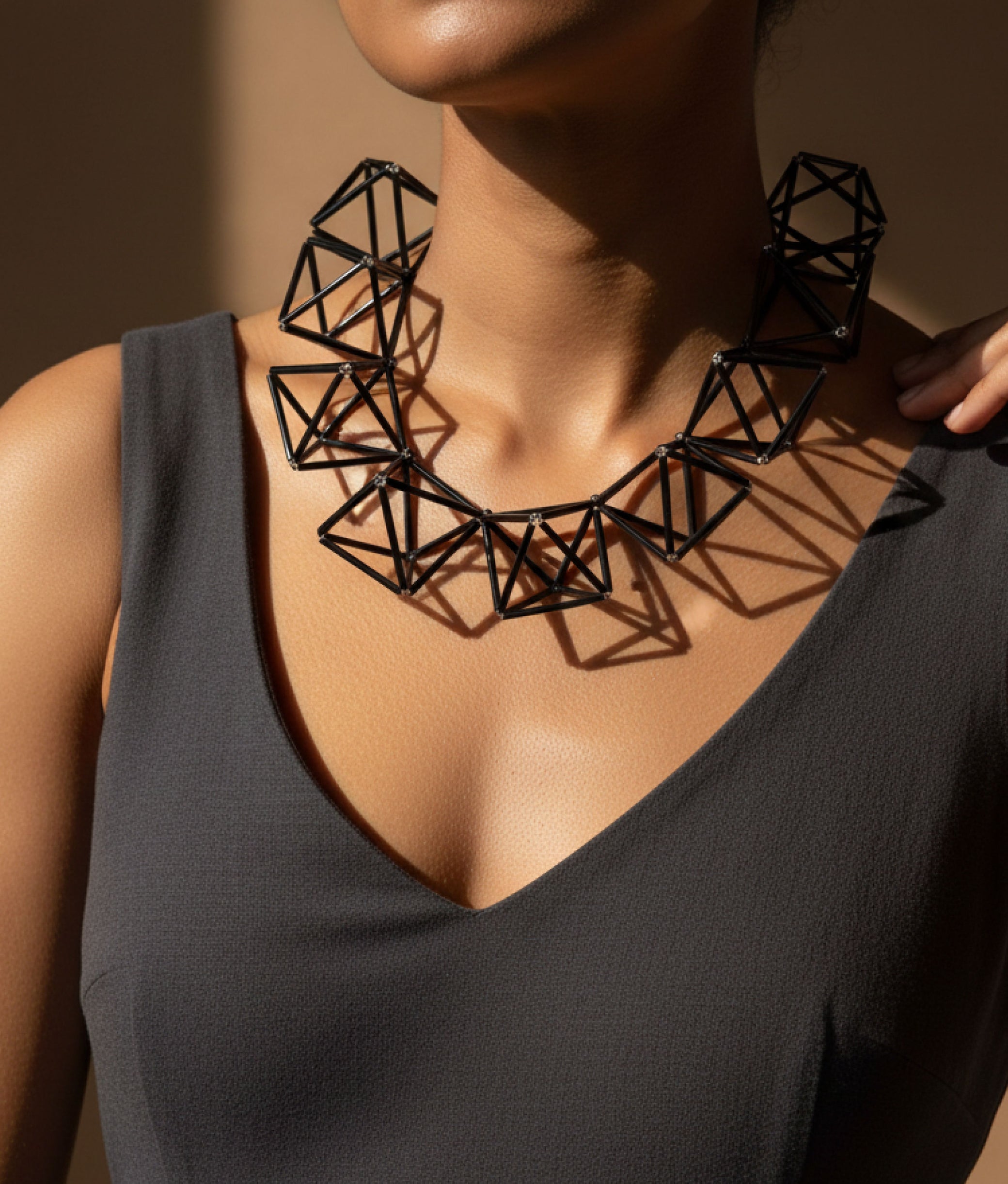 DIAMONDS GLASS Black Necklace