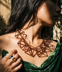 DIAMONDS GLASS Bronze Necklace