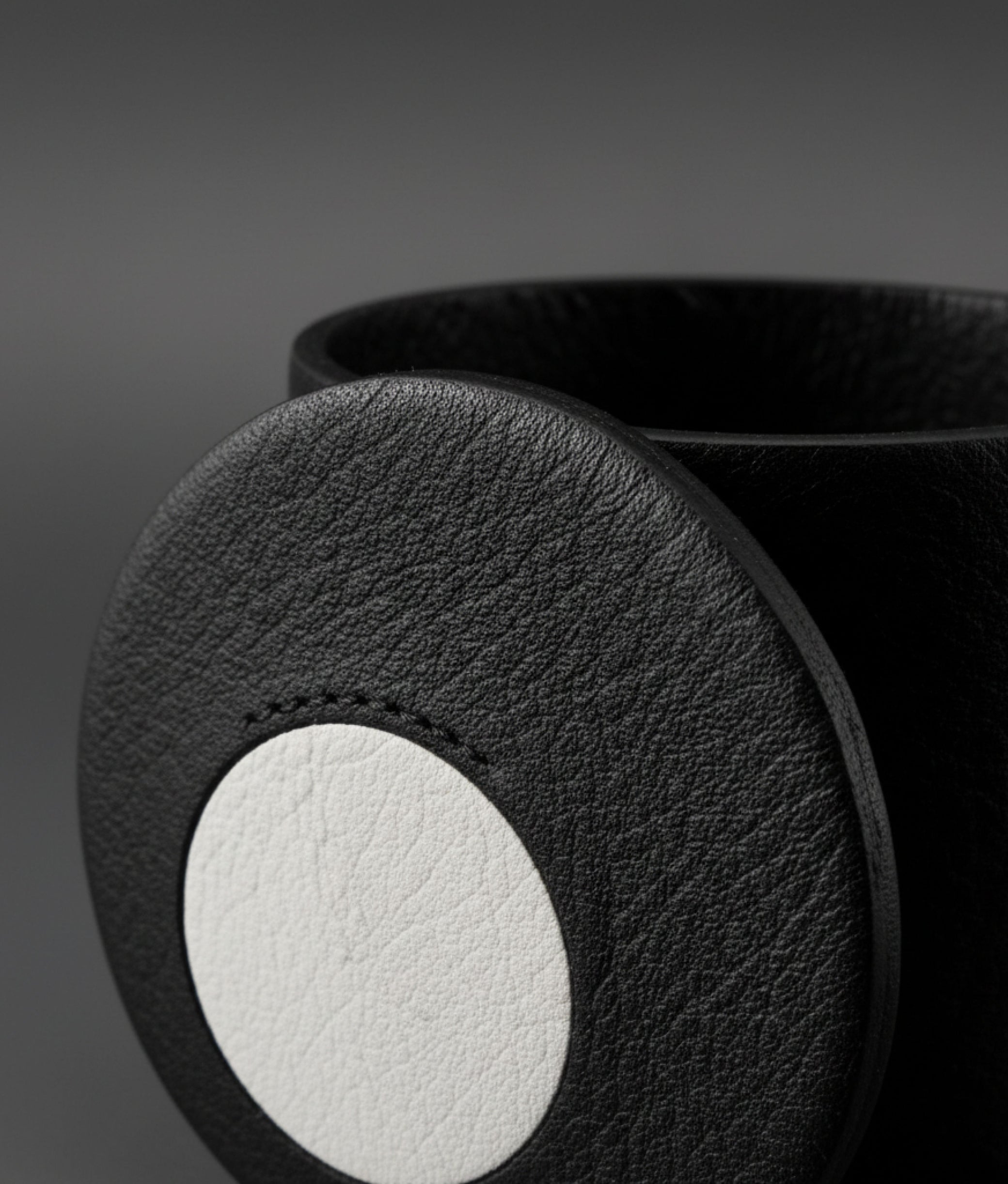ECLIPSE White Black Bracelet