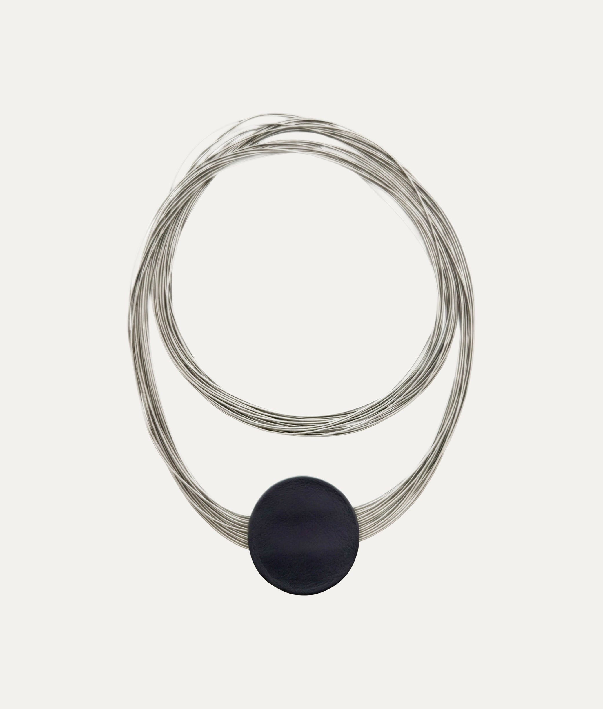 ESSENTIAL Black Necklace