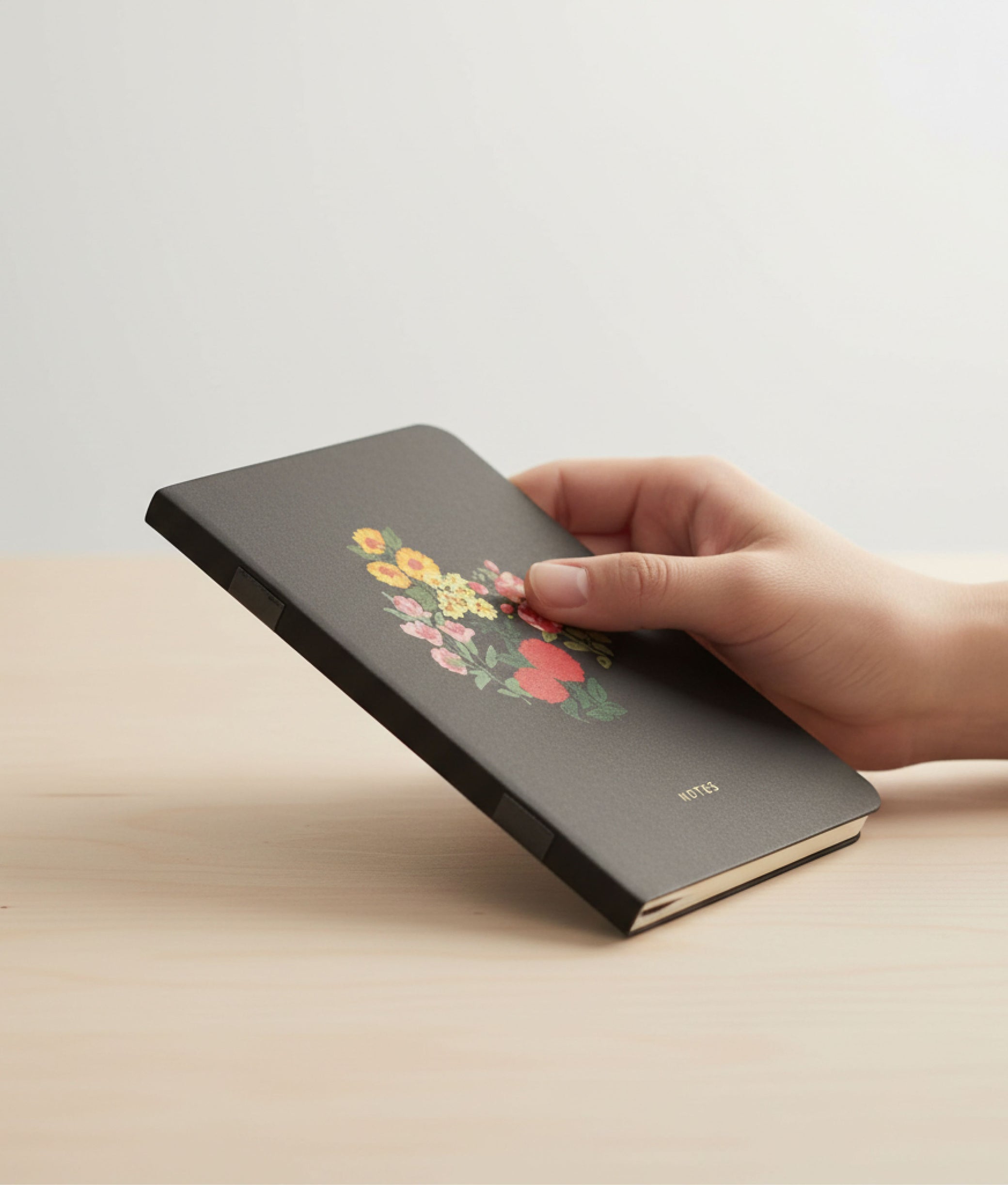 Flores Mini Pocket Book