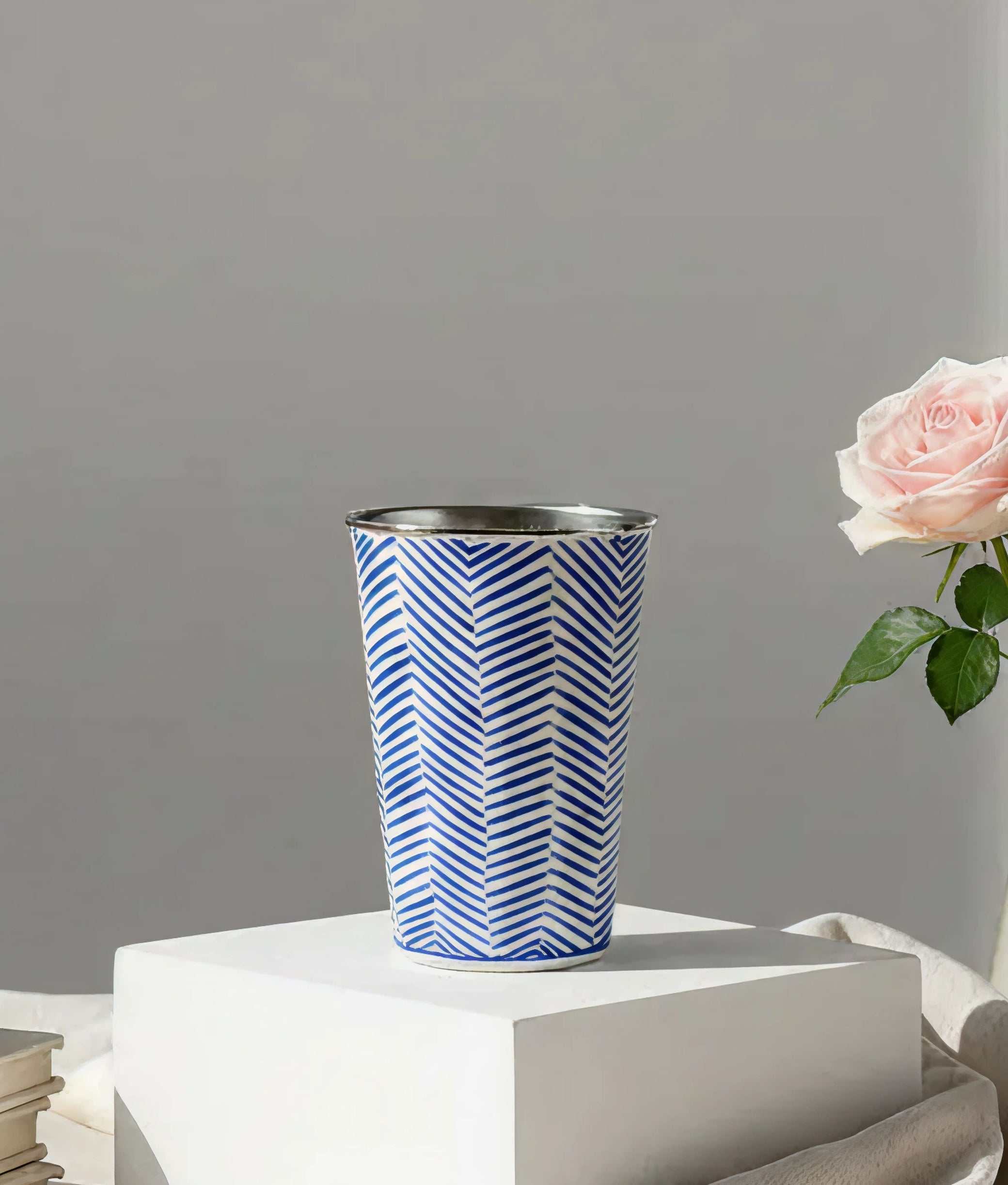 Geometrical Blue Lines Nomadic Cup