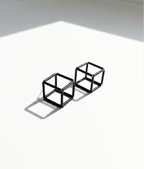 GEOMETRIA VETRO CUBO 2 Black Earrings