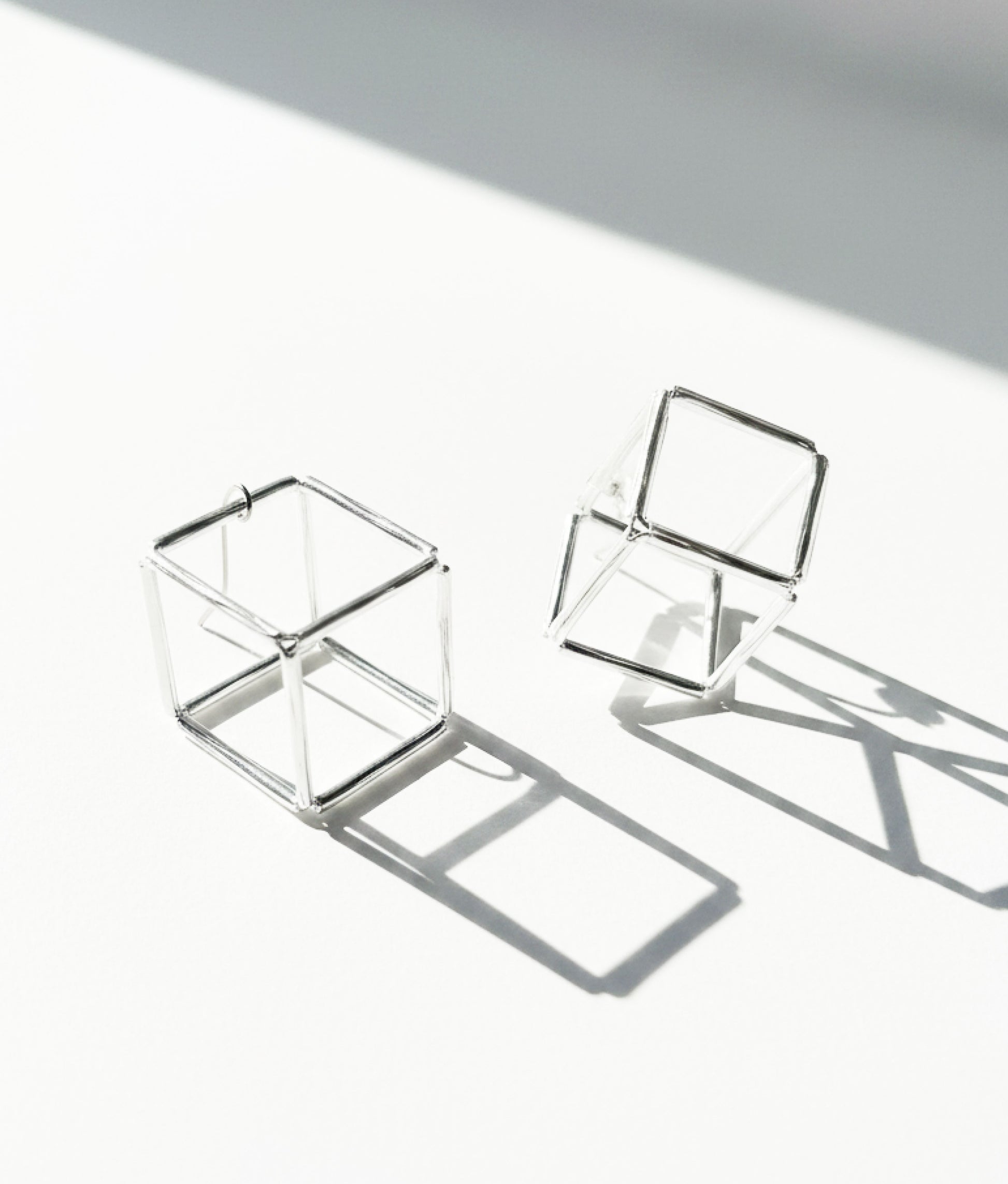 GEOMETRIA VETRO CUBO 2 Transparent Earrings