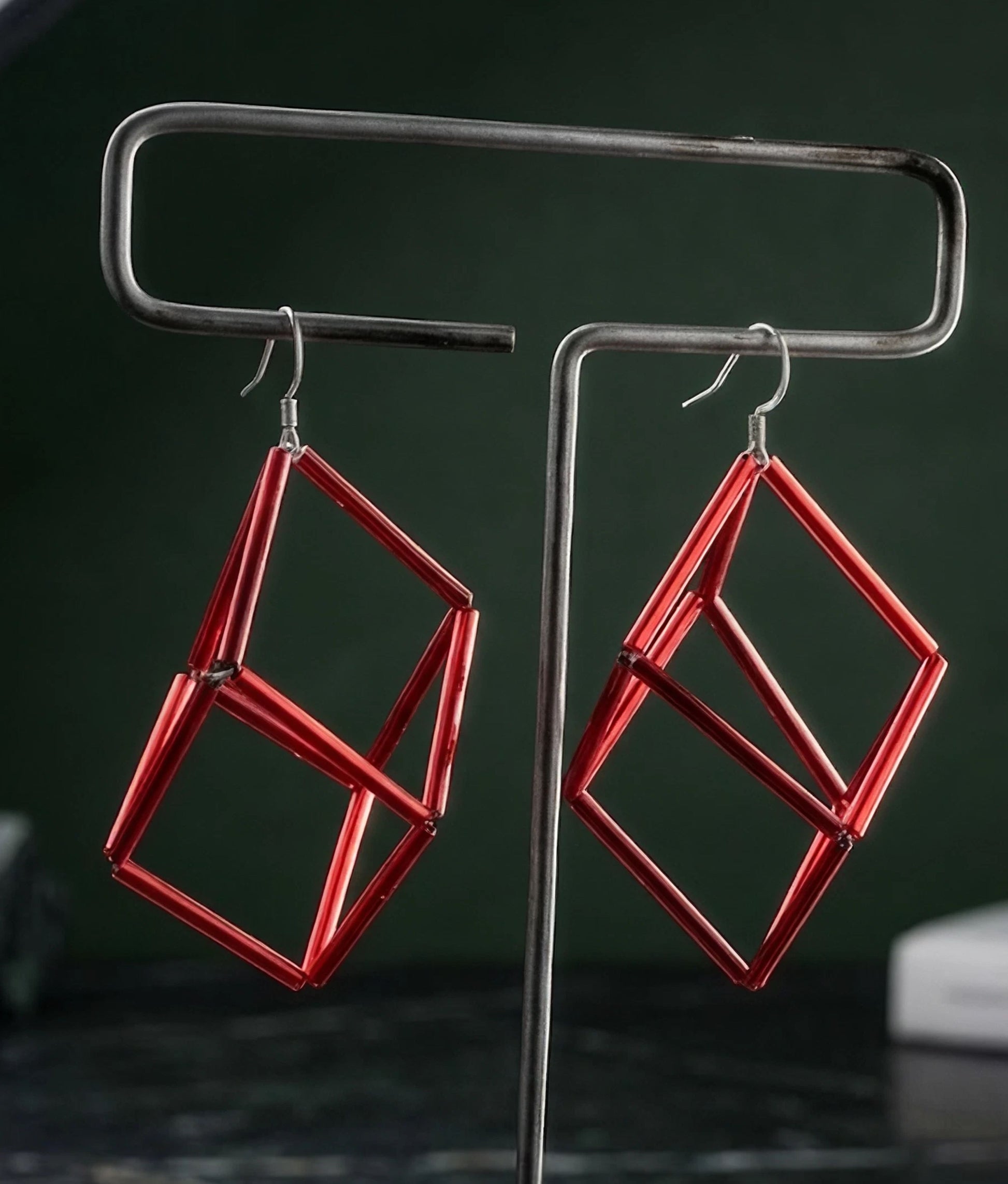 GEOMETRIA VETRO CUBO 3 Red Earrings