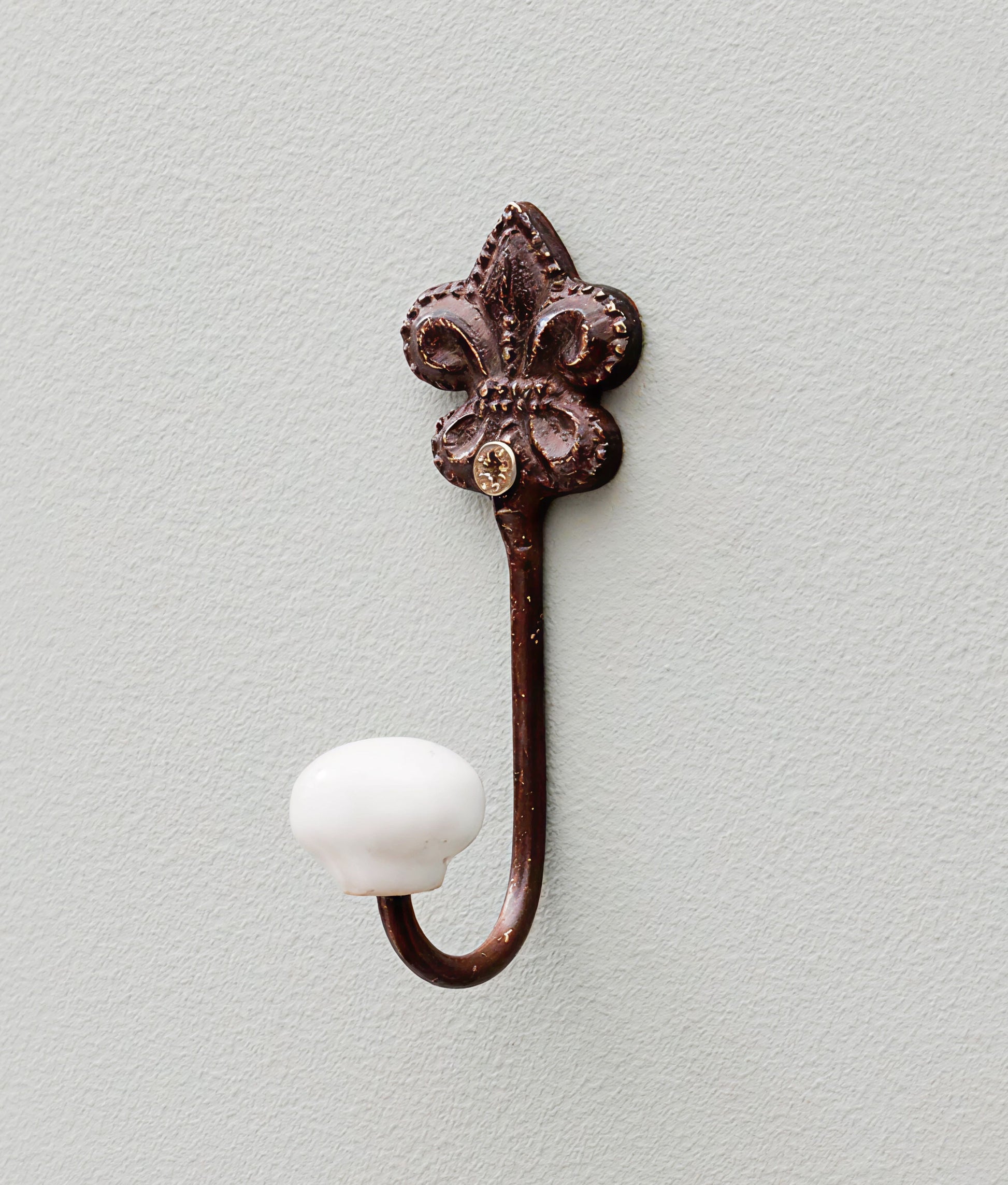 Hook Lys Flower Brown Patina