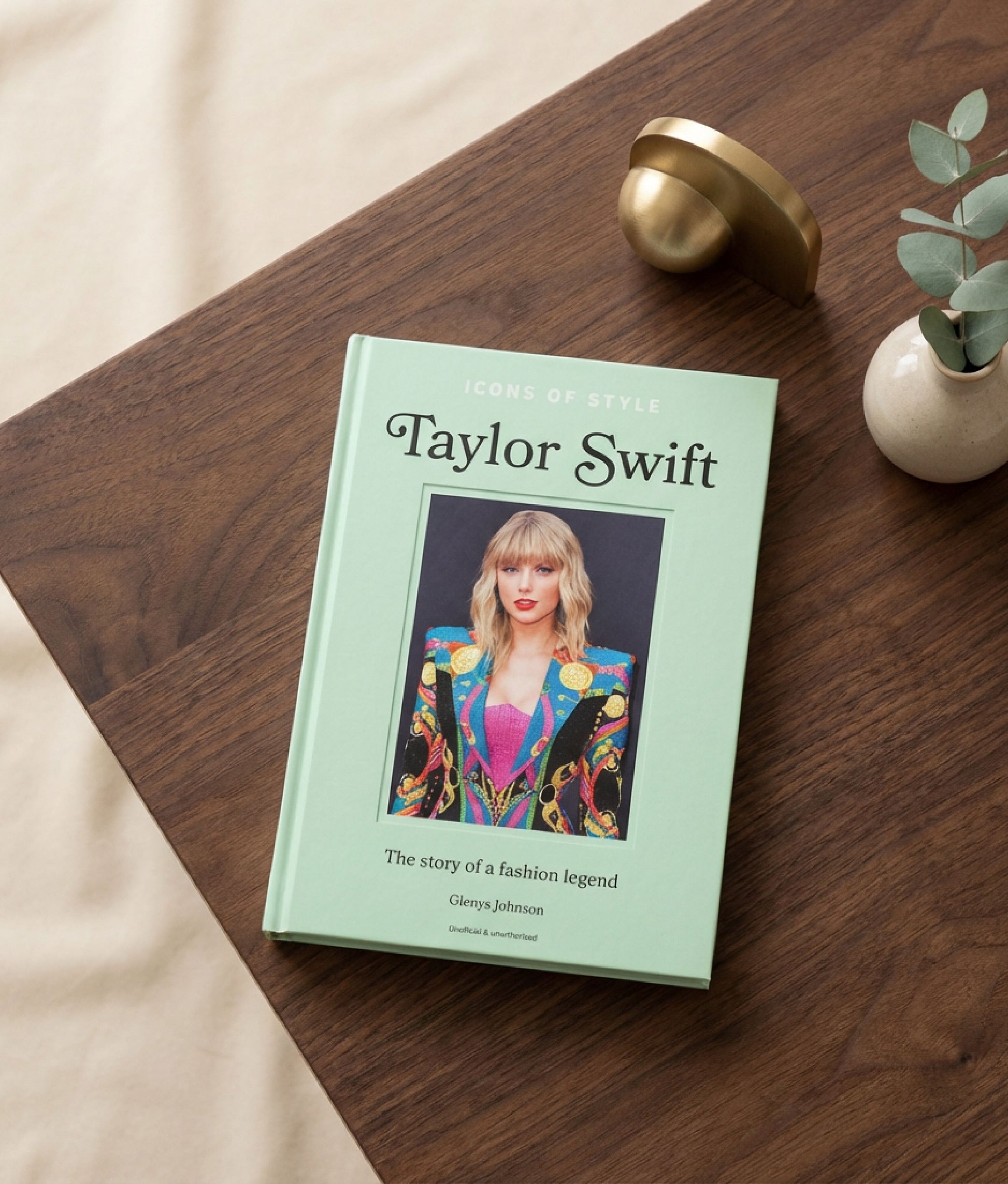 Icons of Style: Taylor Swift