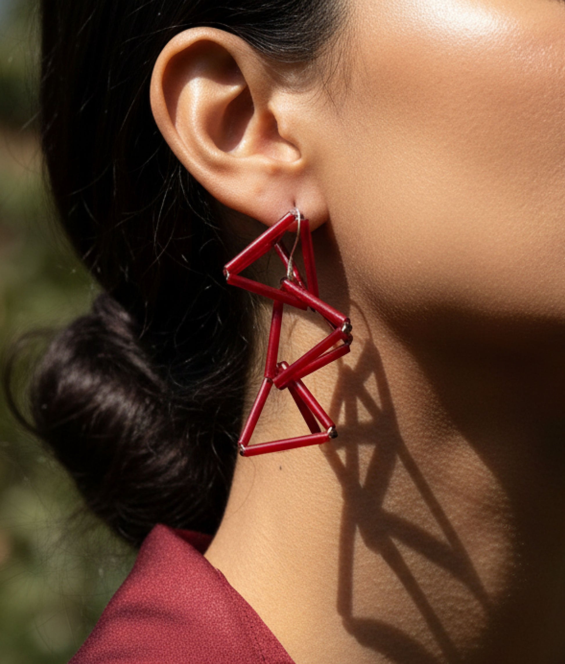 INTERLOCK GLASS Red Earrings