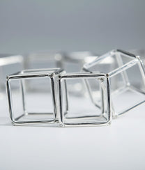 INTERLOCK GLASS Transparent Necklace S