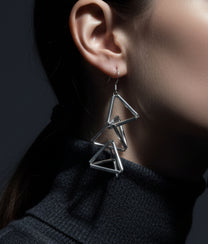 INTERLOCK GLASS Transparent Earrings