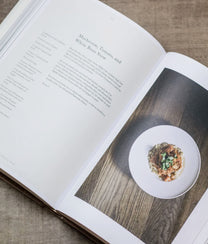 The Kinfolk Table