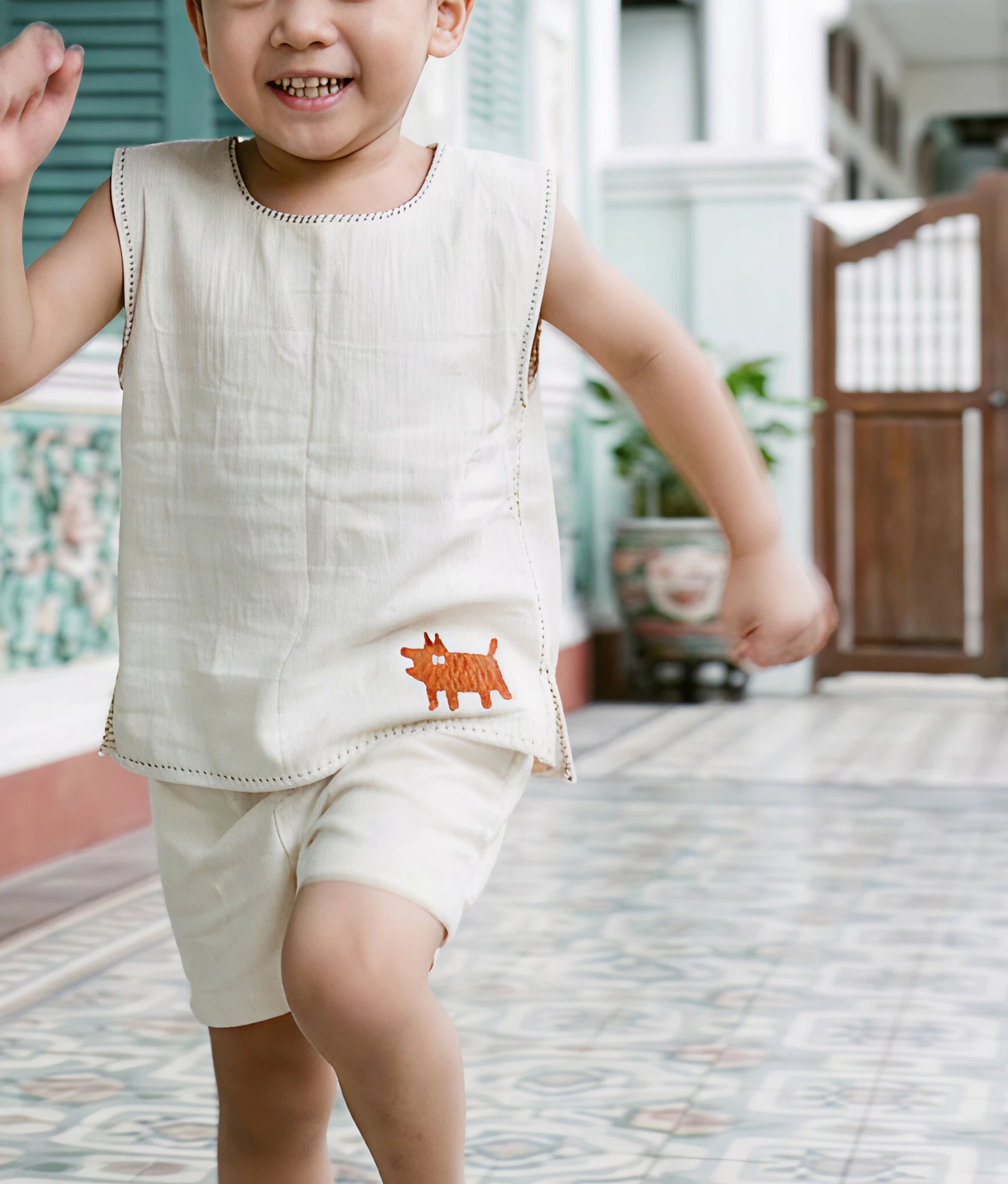 Little Boar King Cream Top