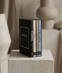 Little Guides to Style