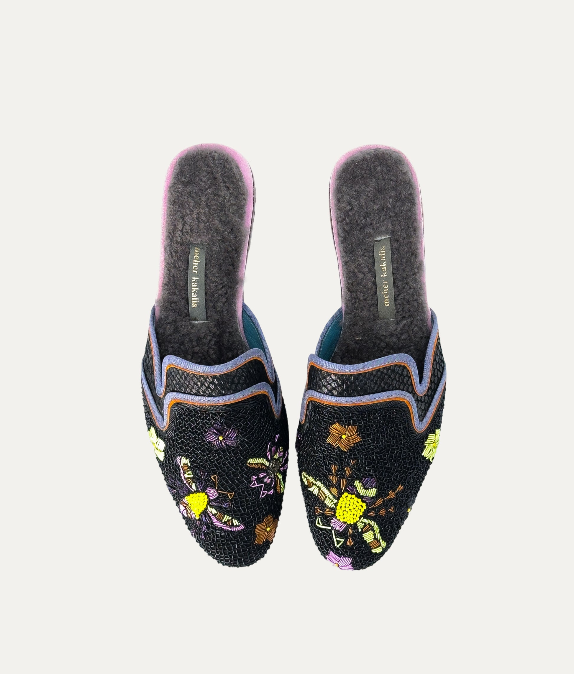 Queen Potnia Black Slippers