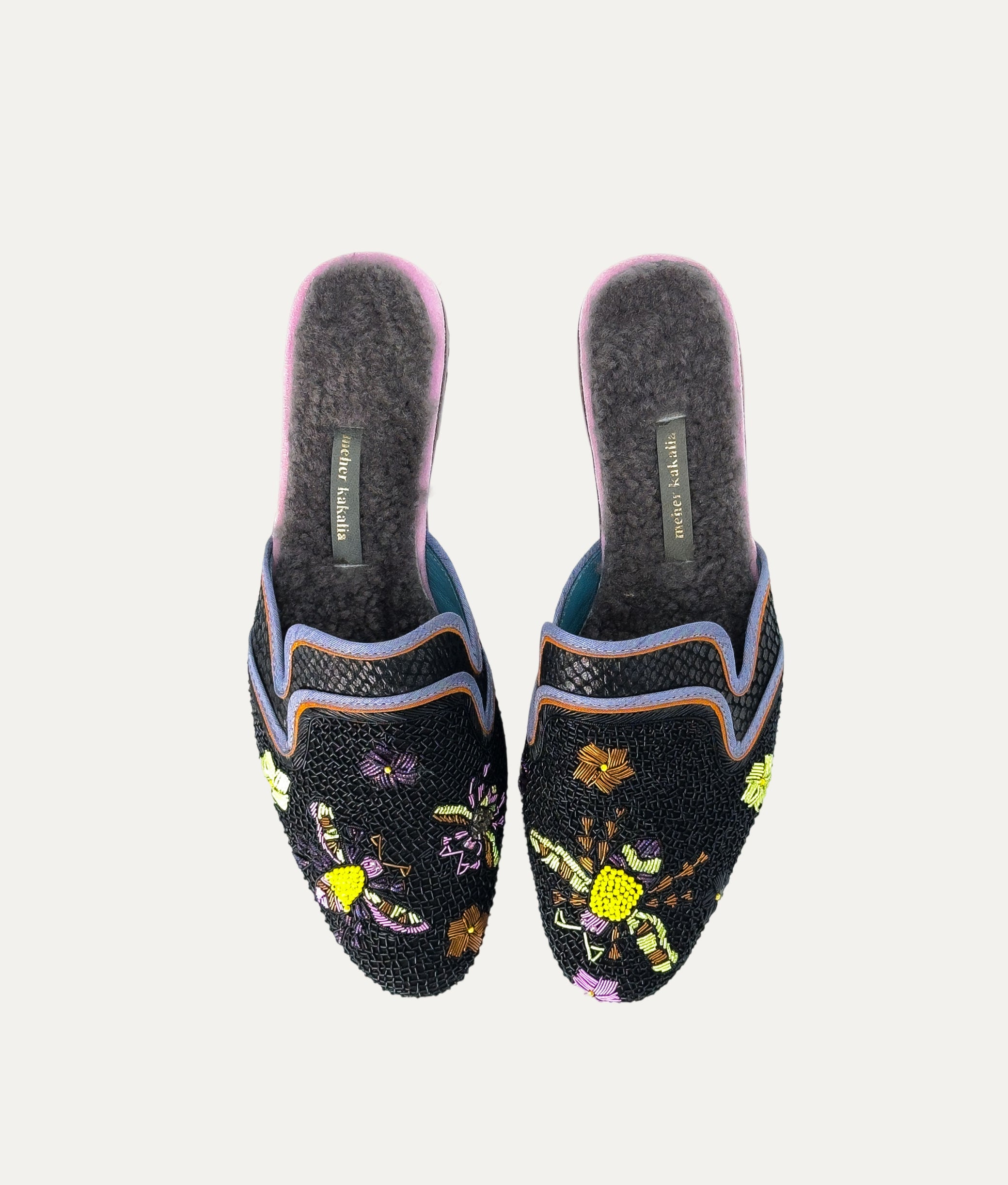 Queen Potnia Black Slippers