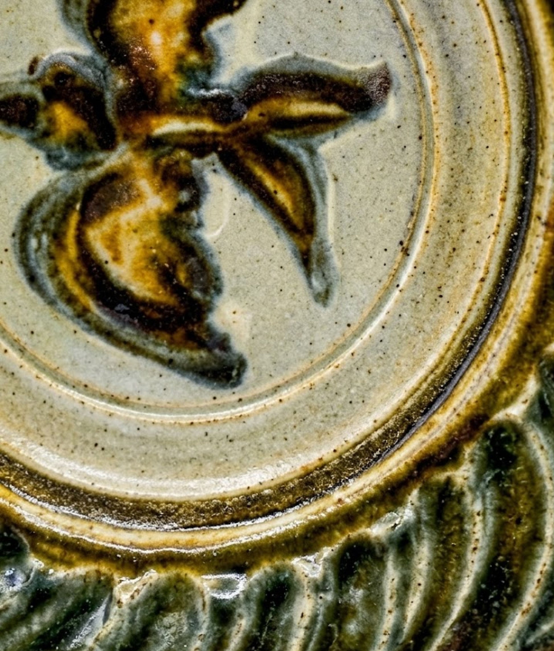 Midnight Swirl Bird Plate Blue