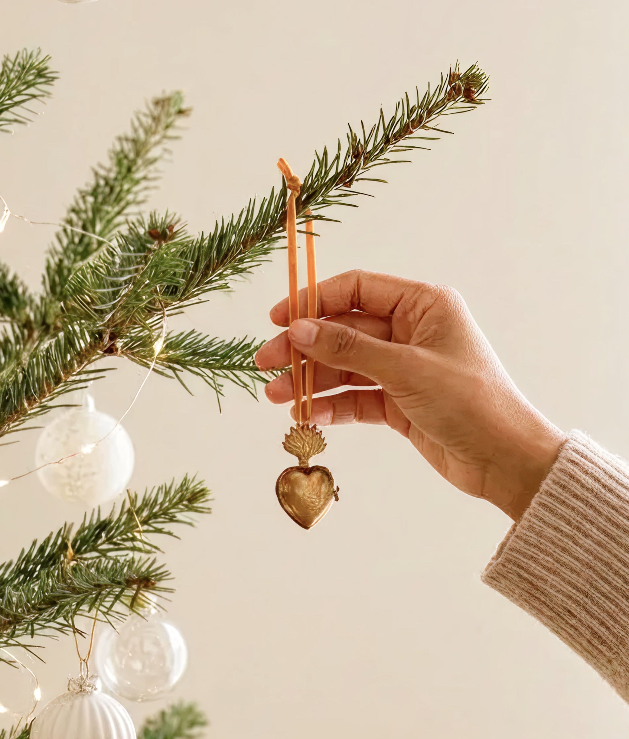 Mini Sacred Heart Ornament