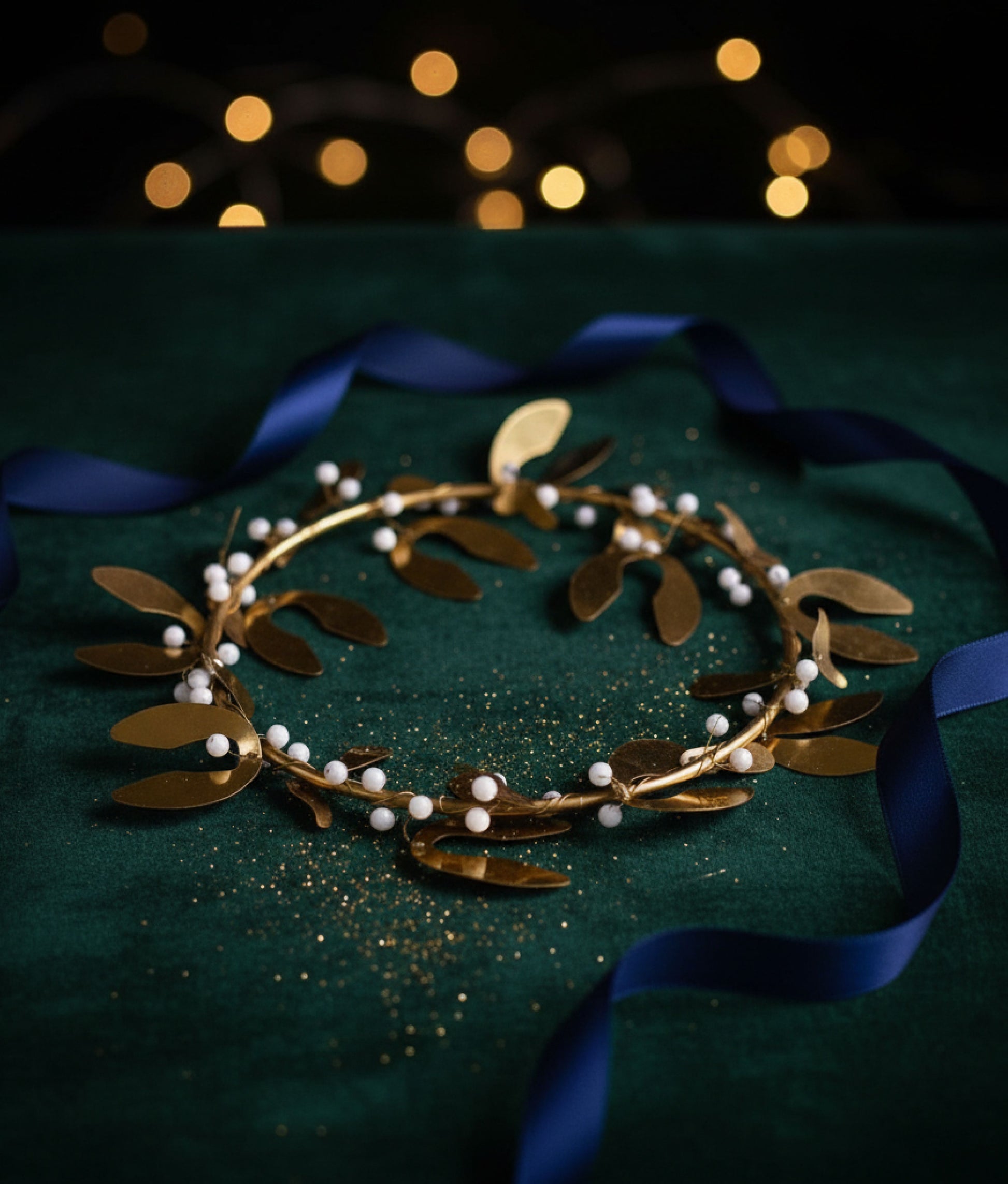Mistletoe Brass Wreath