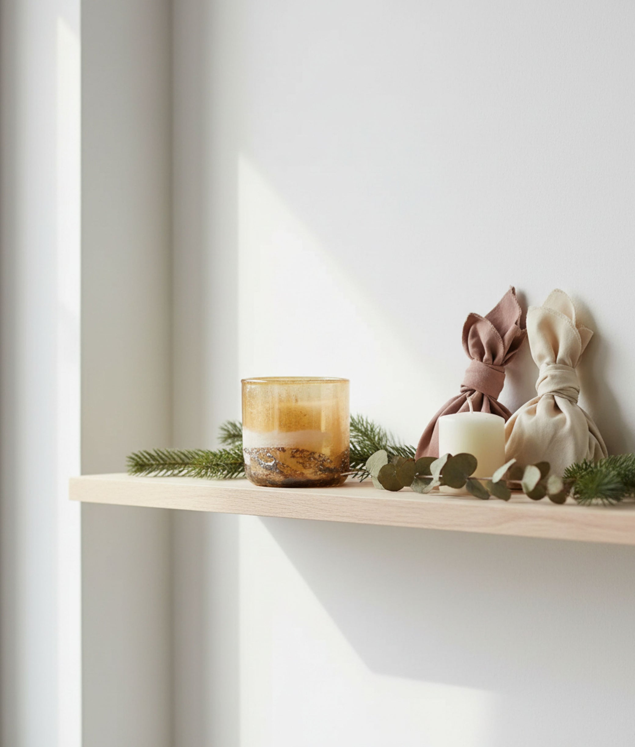 Monaco Cedarwood Candle
